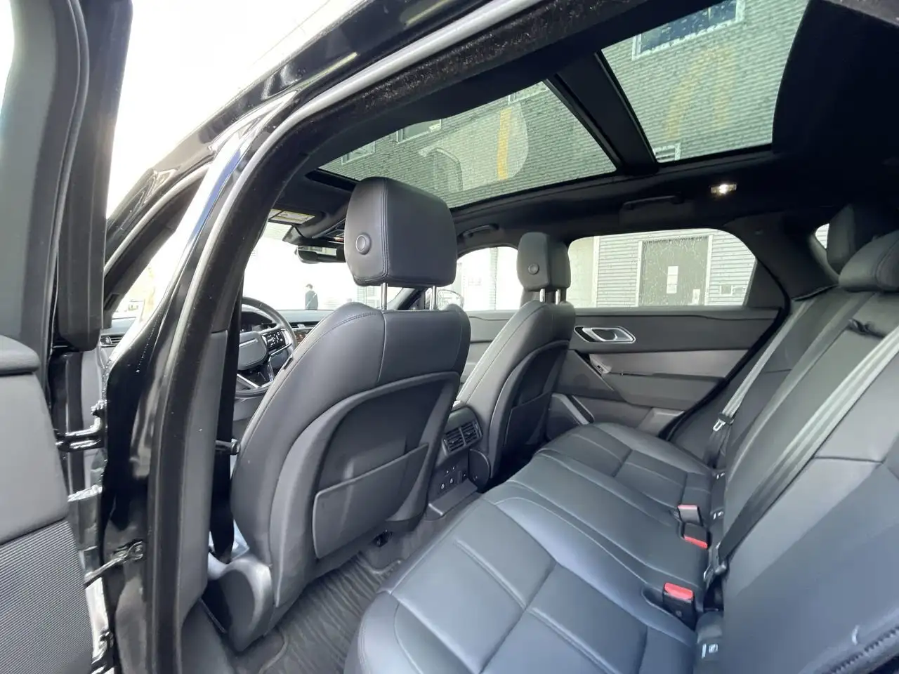 Land Rover Range Rover Velar снимка Land Rover Range Rover Velar
