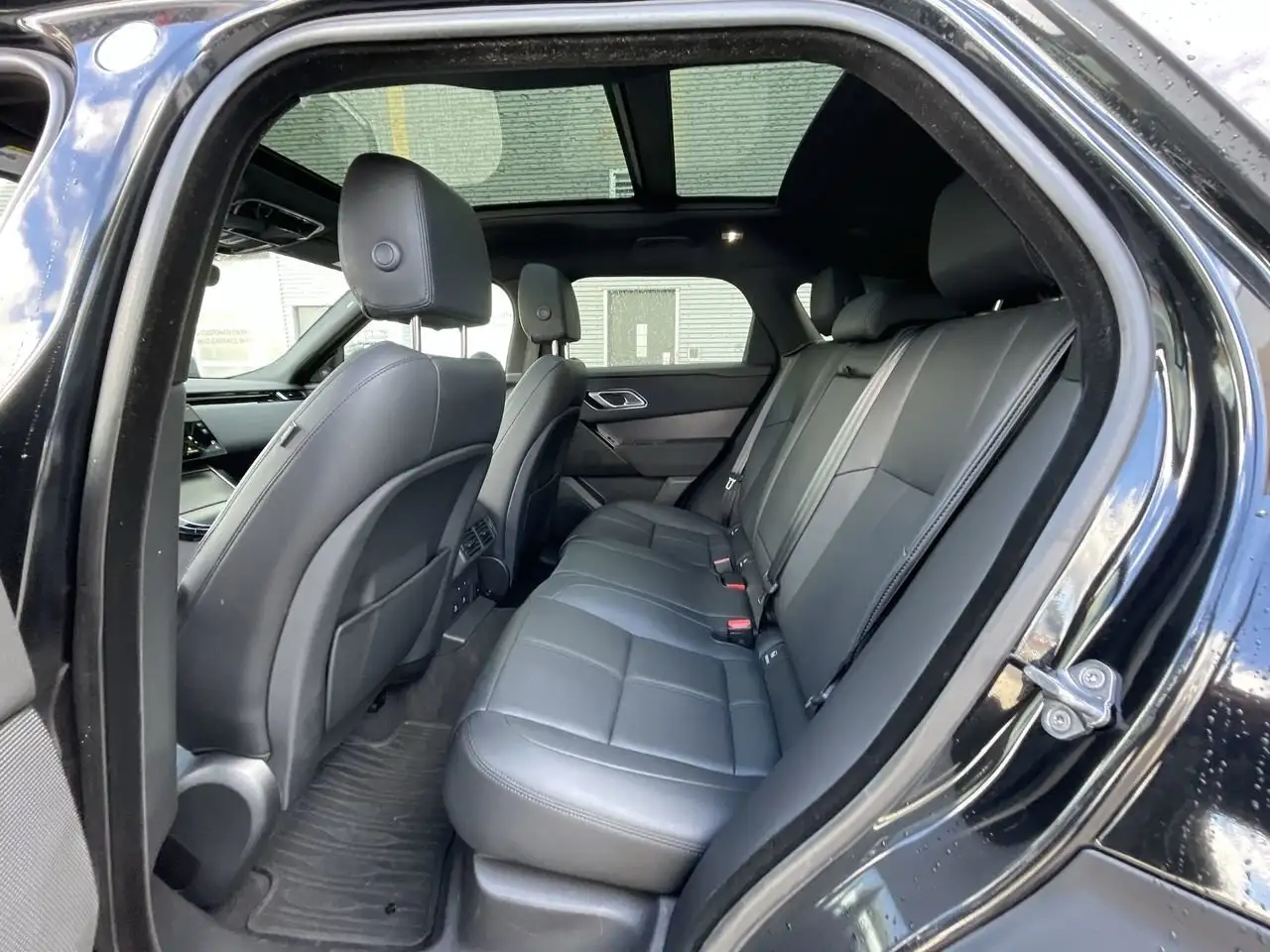 Land Rover Range Rover Velar снимка Land Rover Range Rover Velar
