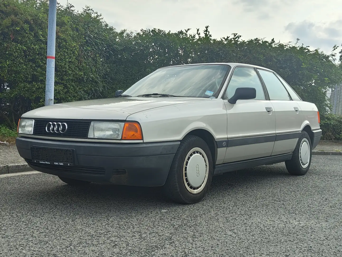 Audi 80 TÜV März 2027 - 2