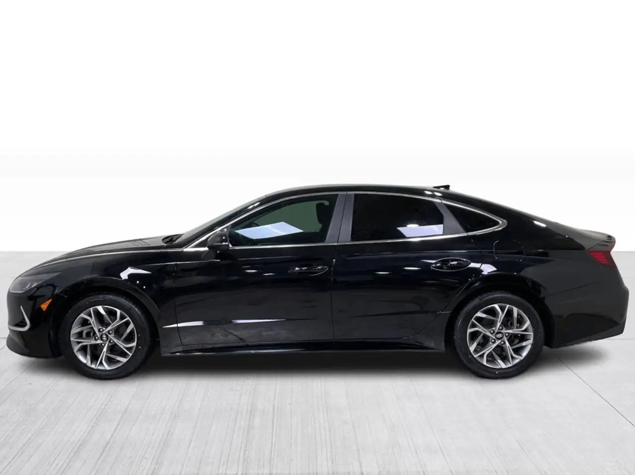 Hyundai SONATA снимка Hyundai SONATA