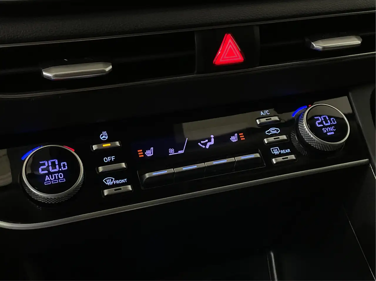 Hyundai SONATA снимка Hyundai SONATA