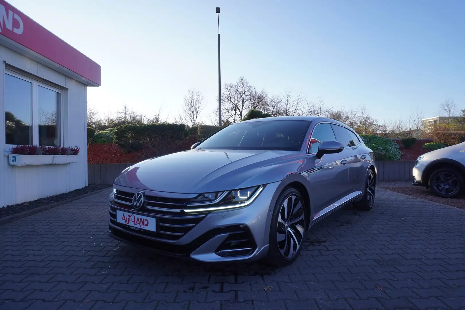 Volkswagen Arteon Shooting Brake 2.0 TDI R-Line DSG LED AHK Gris - 2