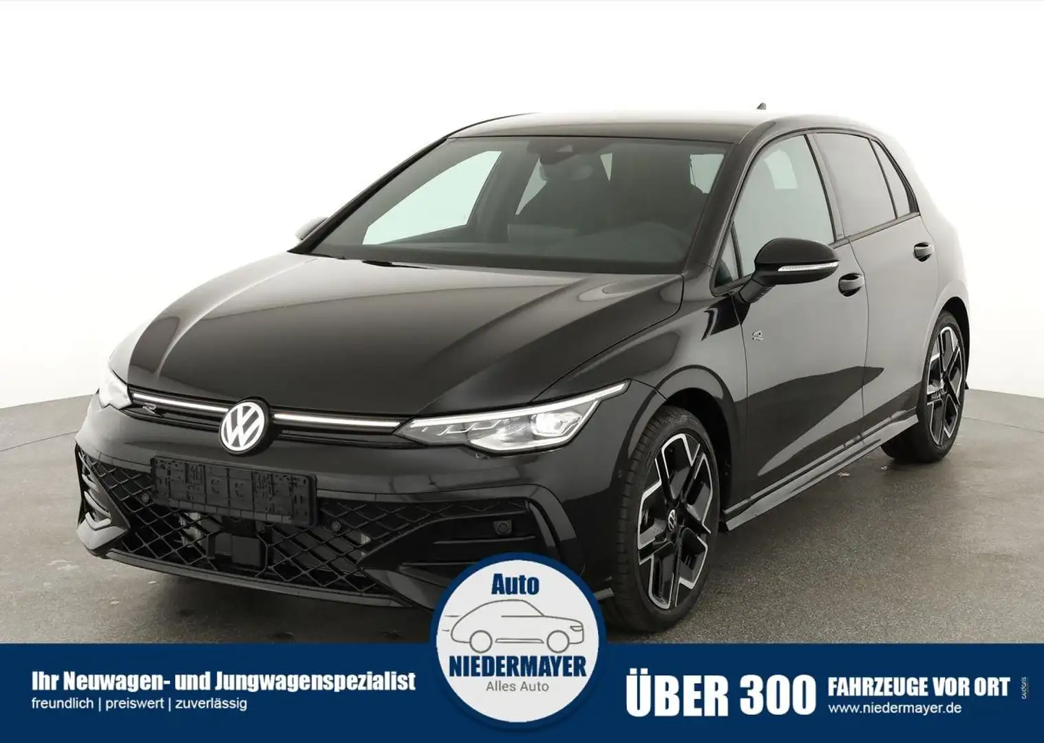 Volkswagen Golf VIII 1.5 TSI R-LINE Black, Navi, 18-Zoll, Kamera, Zwart - 1
