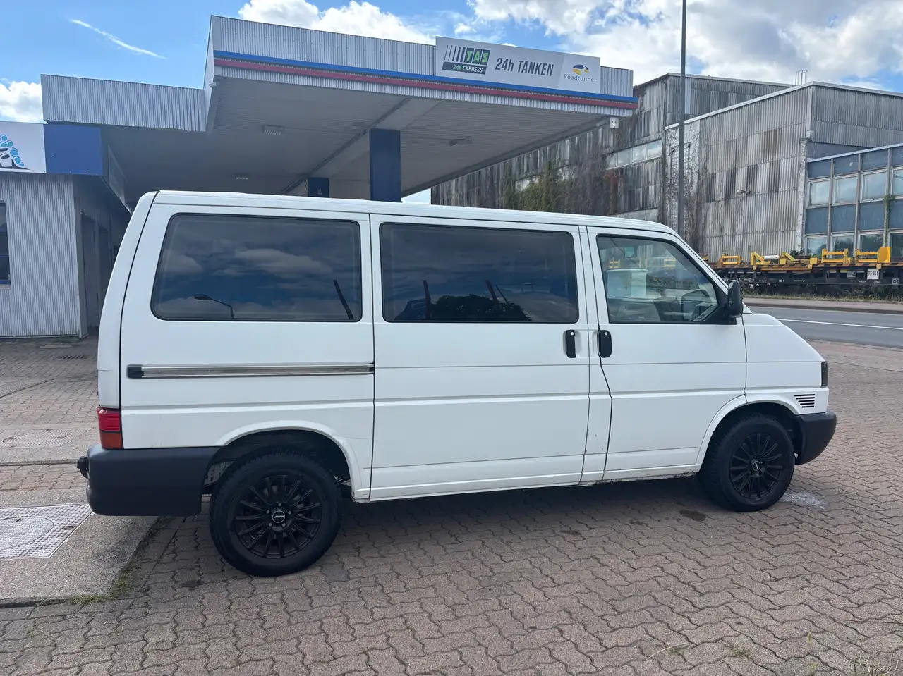 Volkswagen T4 Caravelle T4 / Motor überholt 20.000 kmTÜV Neu, foto 6