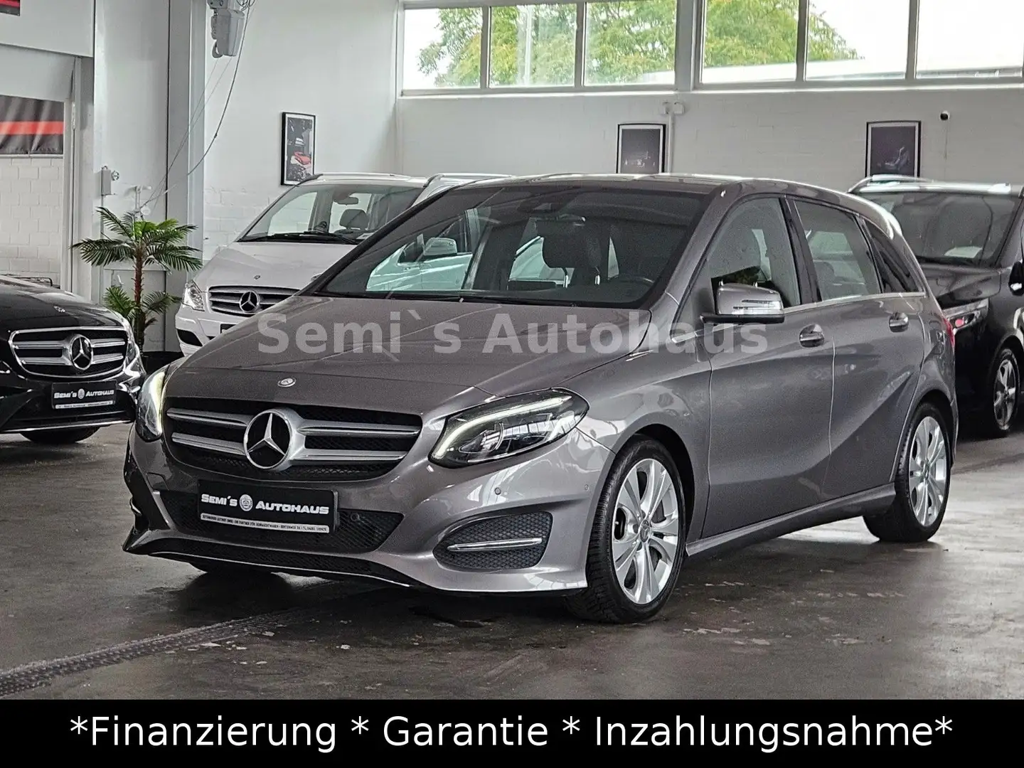 Mercedes-Benz B 180 CDI / d Automatik|Urban|Led|Comand siva - 1