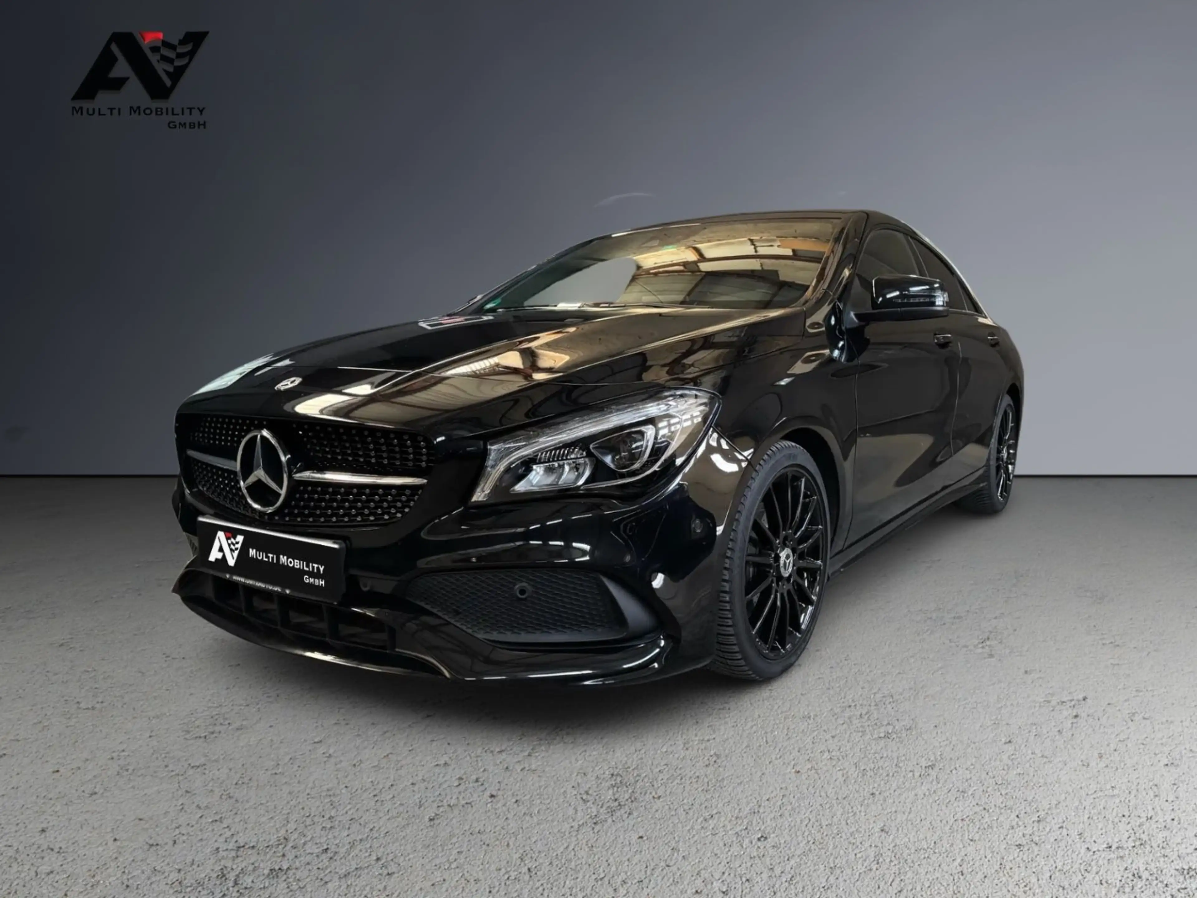 Mercedes-Benz CLA 200 AMG/NIGHT/KAM/LED/18" AMG/Parkassist/SHZ