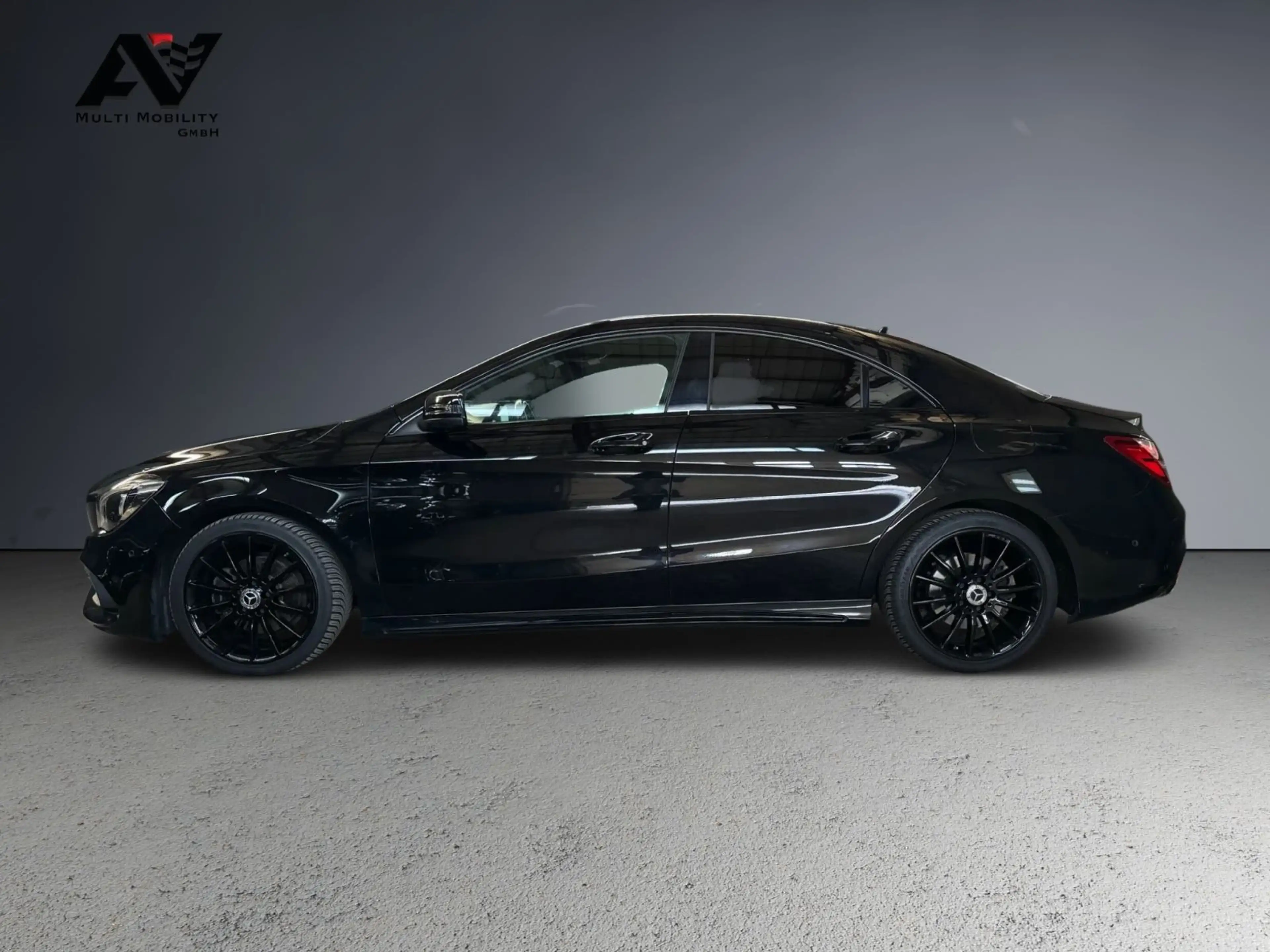 Mercedes-Benz CLA 200 AMG/NIGHT/KAM/LED/18" AMG/Parkassist/SHZ — photo 2