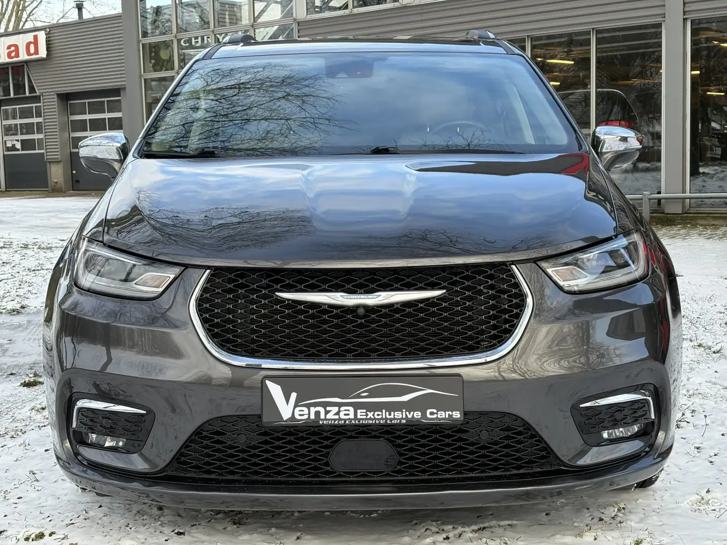 Chrysler Pacifica 3.6 V6 Hybrid PHEV LIMITED Grau - 2