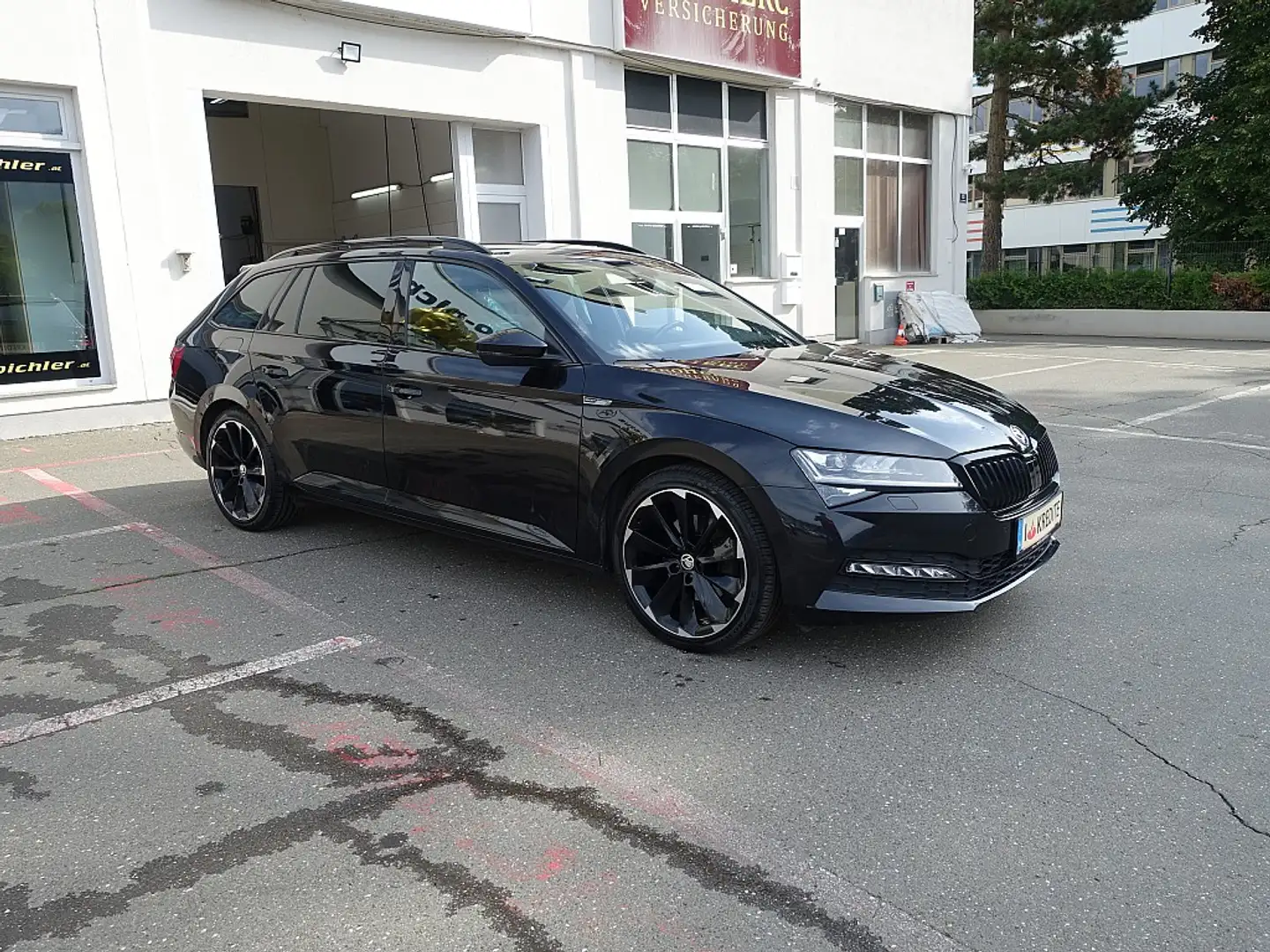 Skoda Superb Kombi 2,0 TDI 4x4 Sportline DSG Noir - 2
