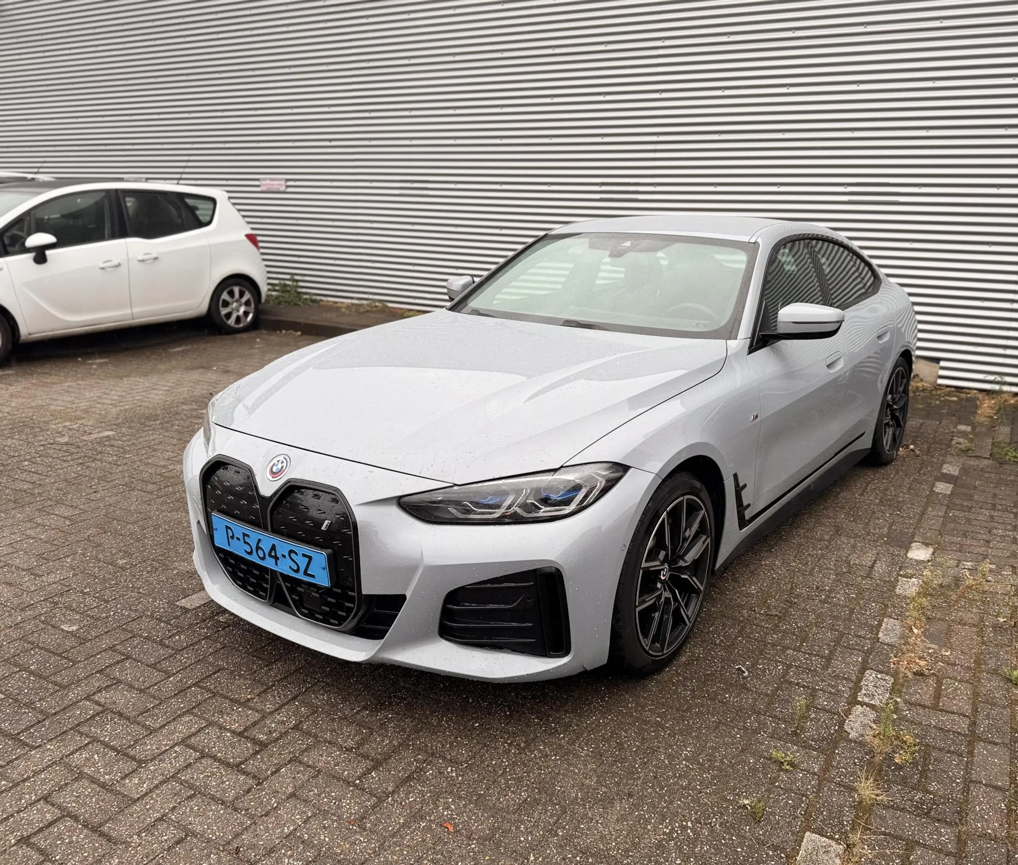 BMW i4 eDrive40 High Executive 84 kWh / ELEKTROMOTOR DEFE — photo 8