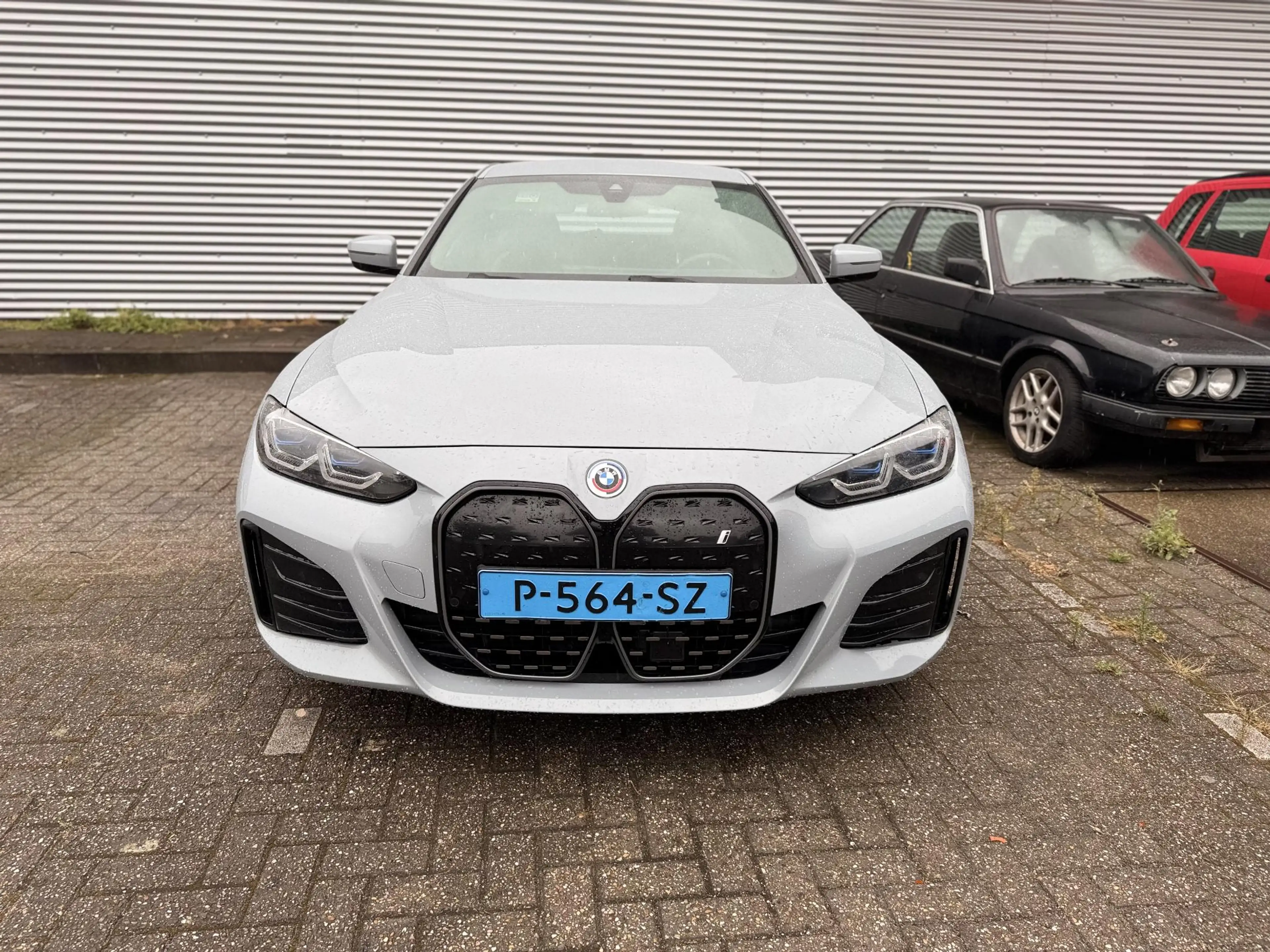 BMW i4 eDrive40 High Executive 84 kWh / ELEKTROMOTOR DEFE — photo 2