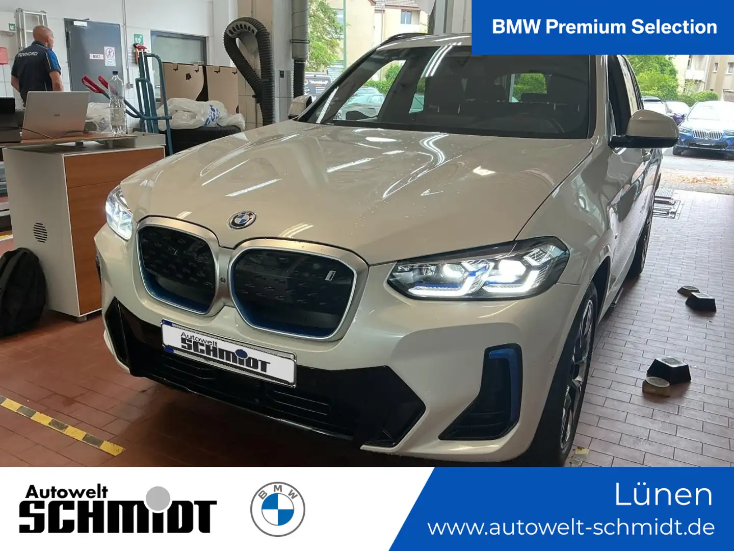 BMW iX3 IMPRESSIVE + 2Jahre-BPS.-GARANTIE Weiß - 1