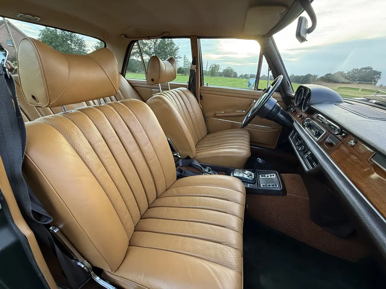 Mercedes-Benz 280 SE, foto 10