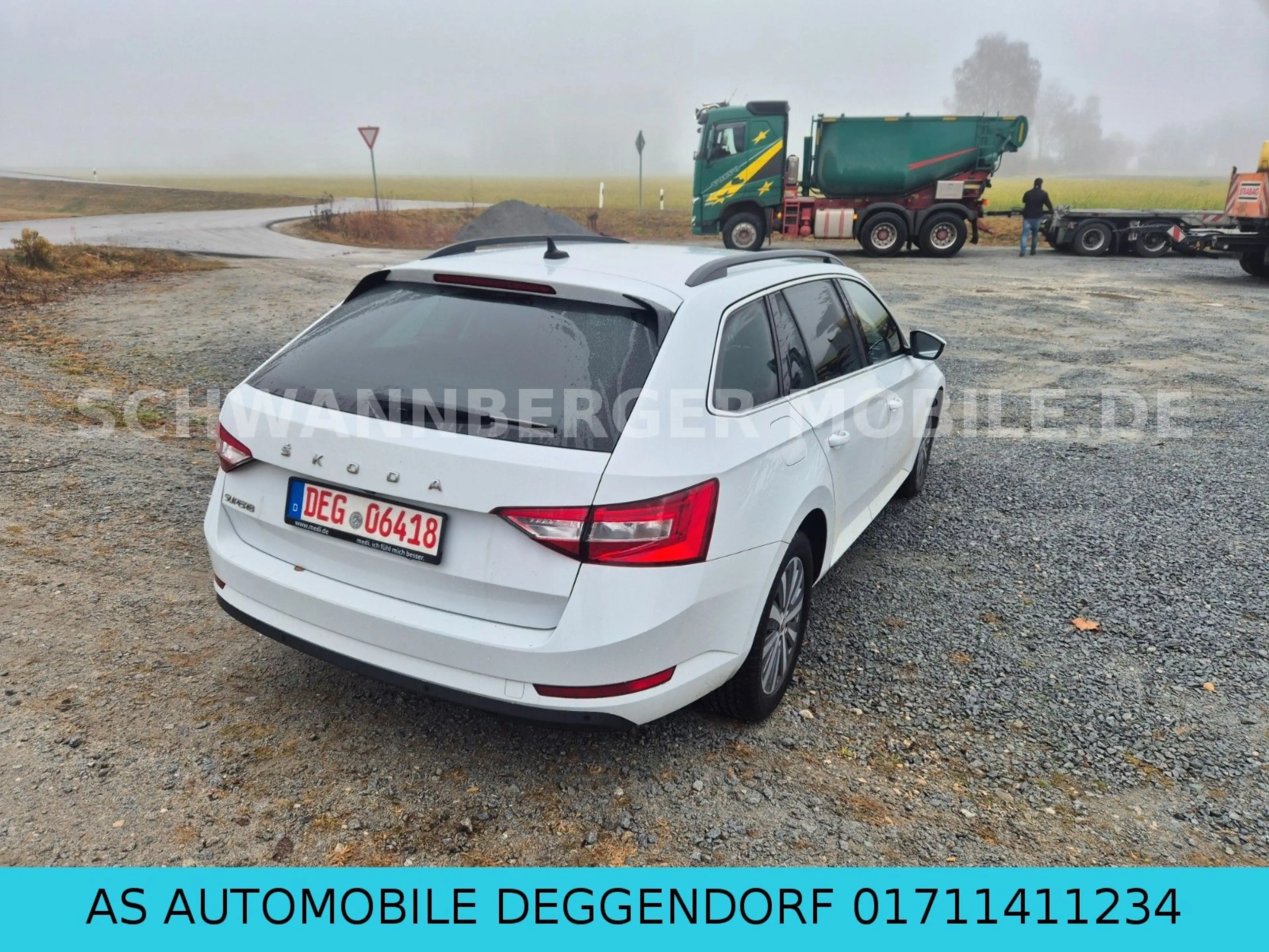 Skoda Superb Combi Ambition-LED-KAMERA-6.GANGGETRIEBE- — photo 13
