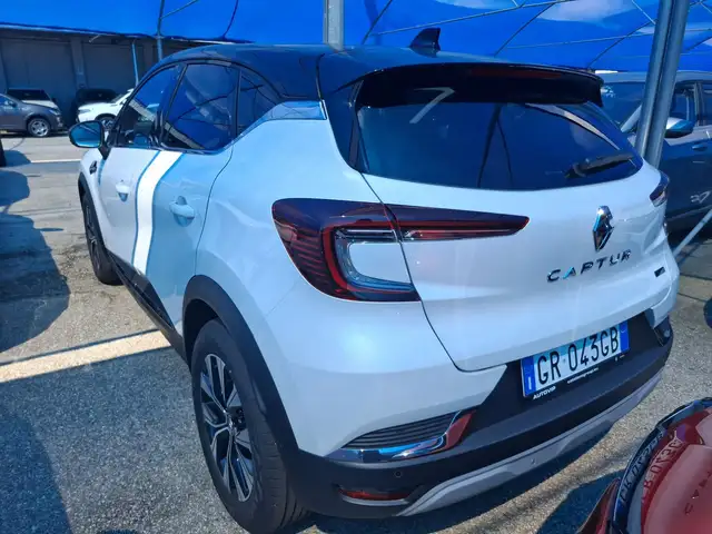 Renault Captur view 5