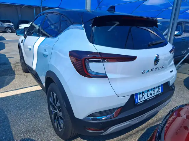 Renault Captur view 14