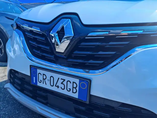 Renault Captur view 4