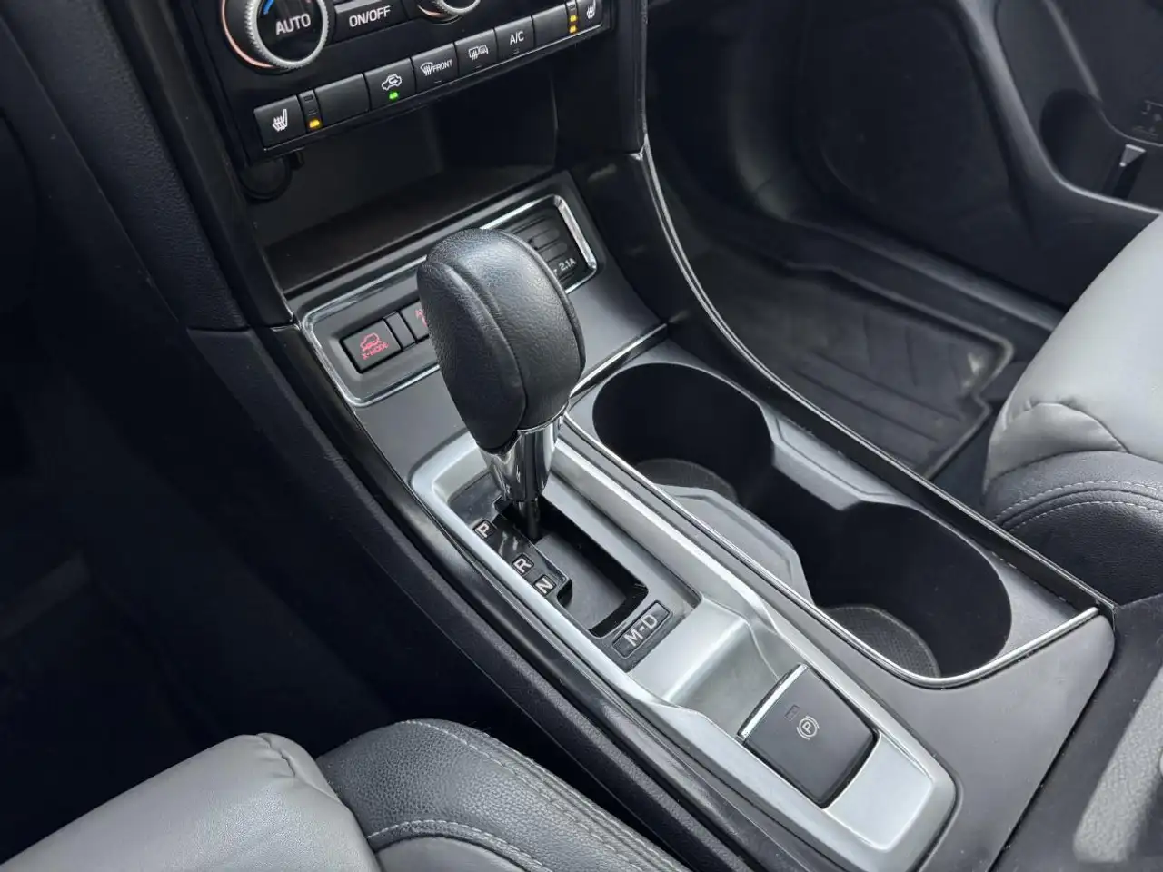 Subaru Ascent снимка Subaru Ascent