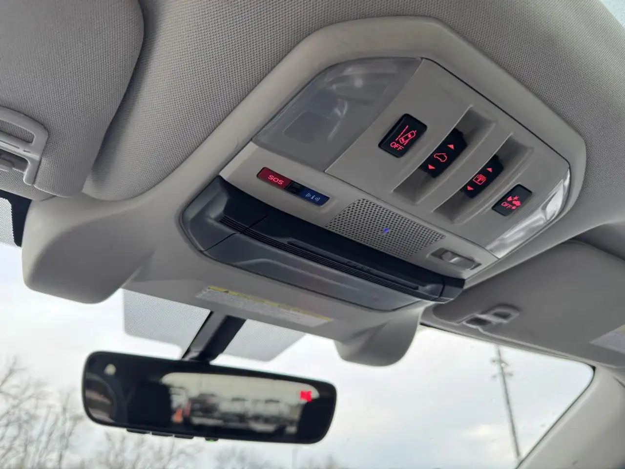 Subaru Ascent снимка Subaru Ascent