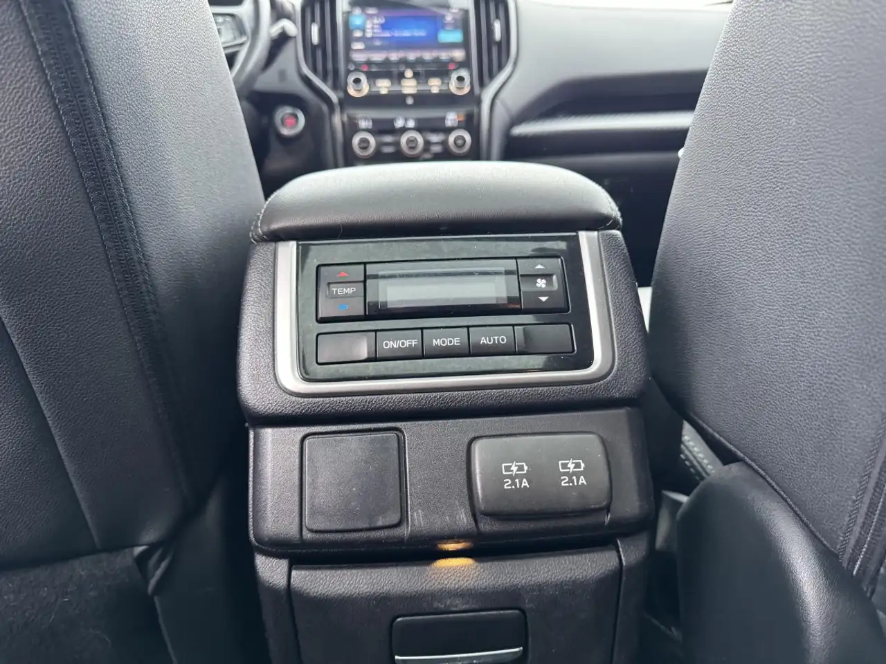 Subaru Ascent снимка Subaru Ascent