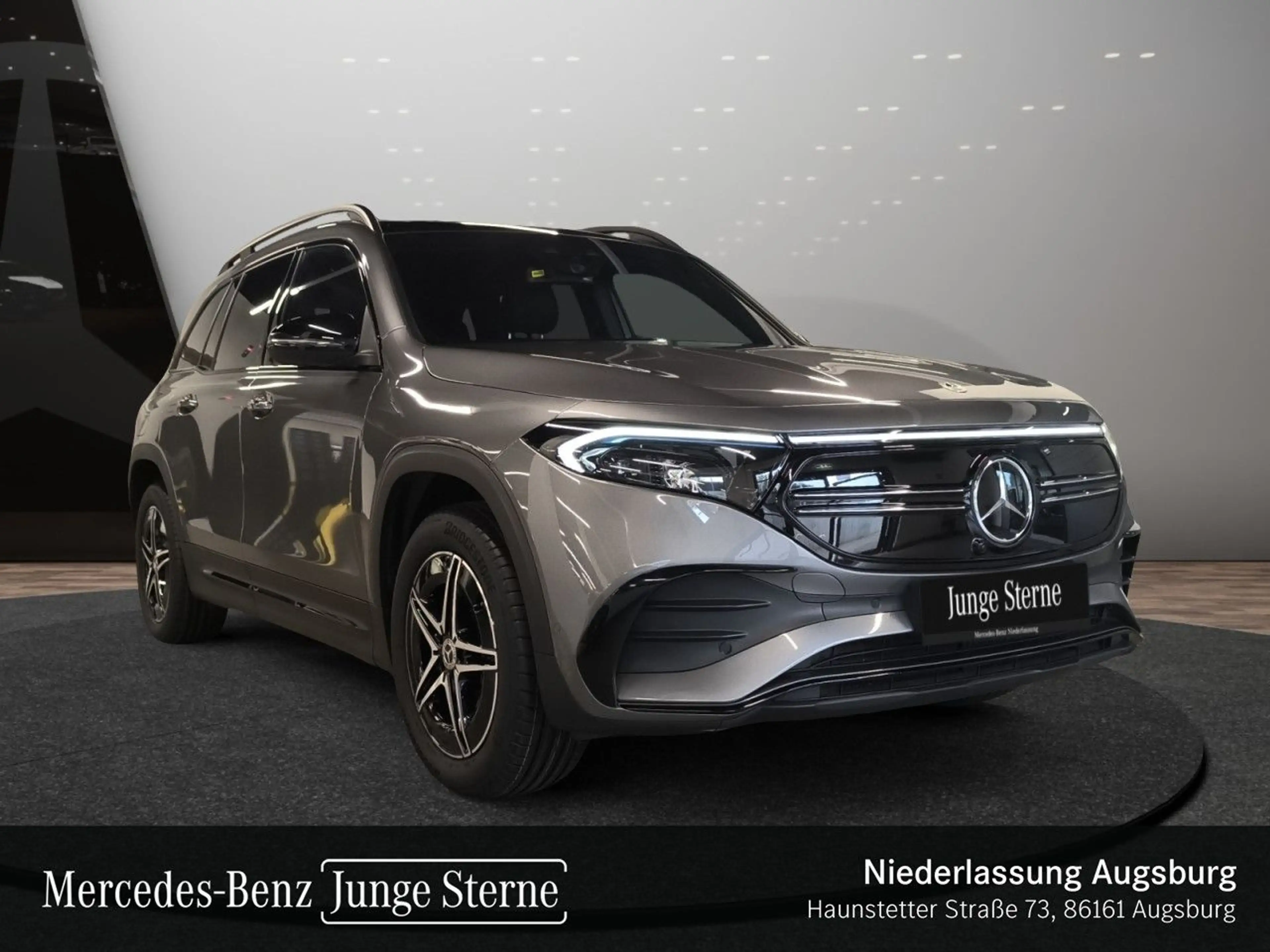 Mercedes-Benz EQB 300 4M AMG+NIGHT+PLUS-PAKET+PANO+KAMERA+MEMORY — photo 5