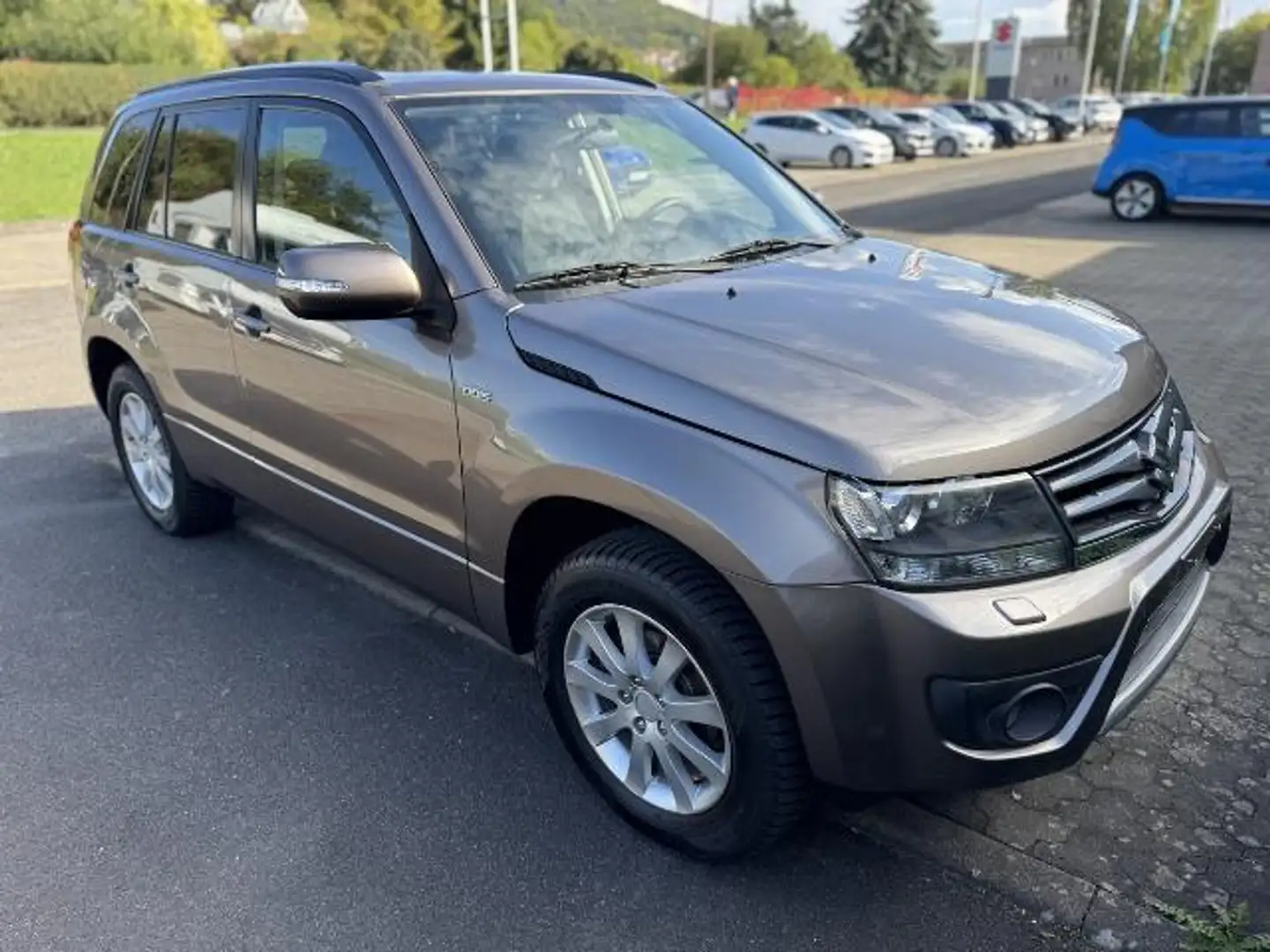 Suzuki Grand Vitara 1.9 DDiS DPF Comf + Standheizung Grau - 2
