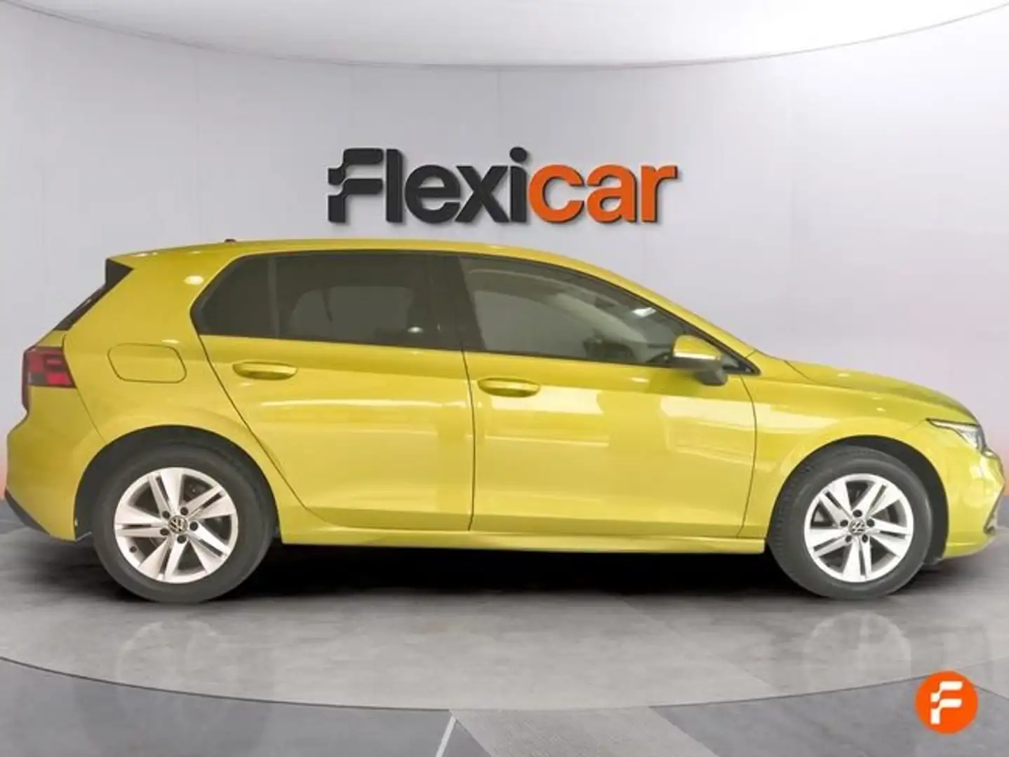 Volkswagen Golf 1.0 eTSI 81kW (110CV) DSG Verde - 2