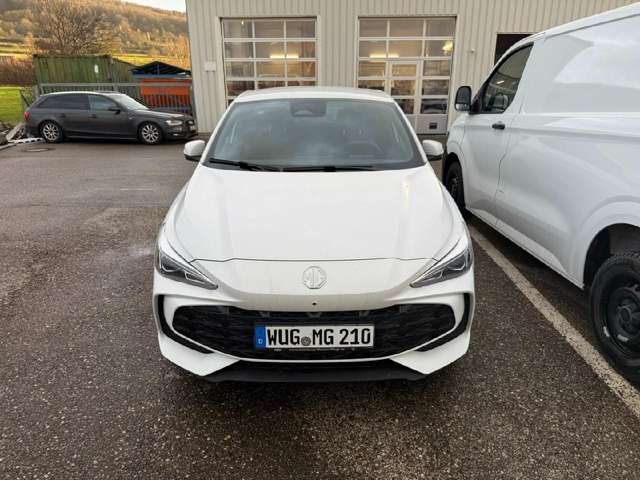 Imagine MG 3 1.5 Hybrid+ 143kW Luxury