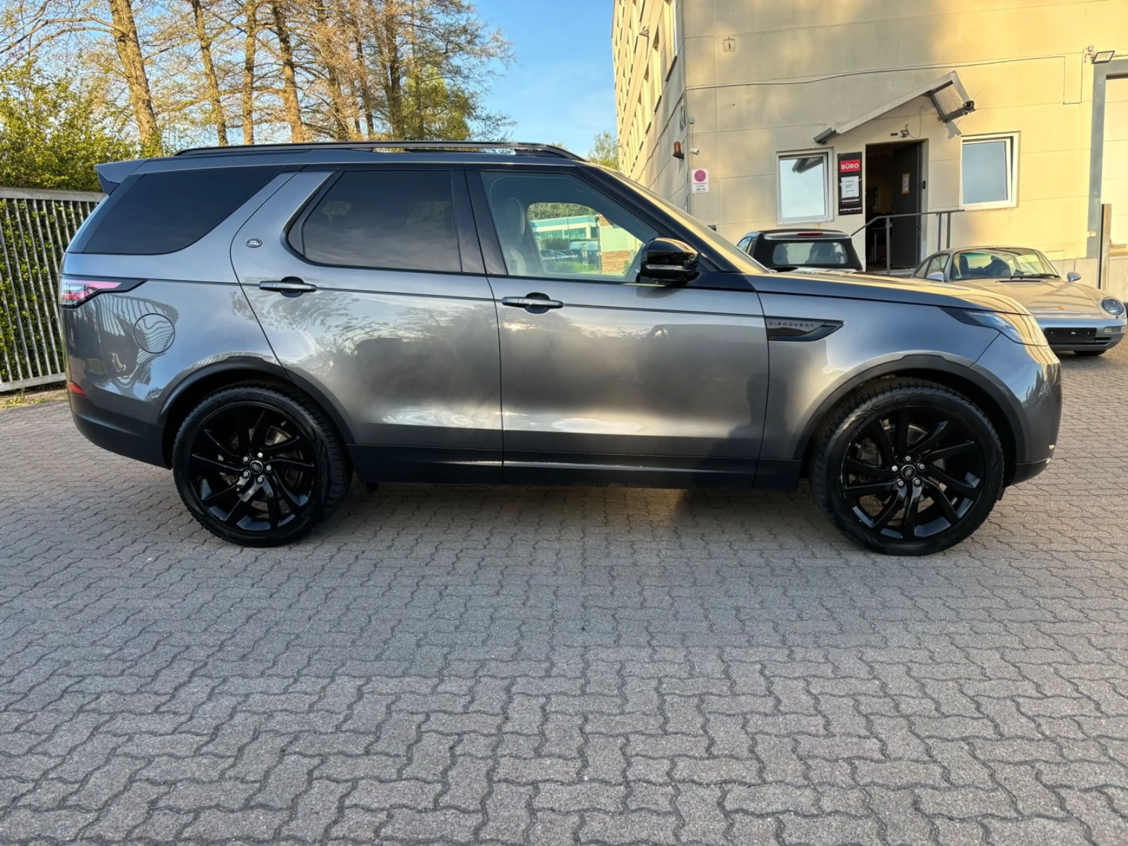Land Rover Discovery 5 HSE Luxury 7 SITZER VOLL — photo 7