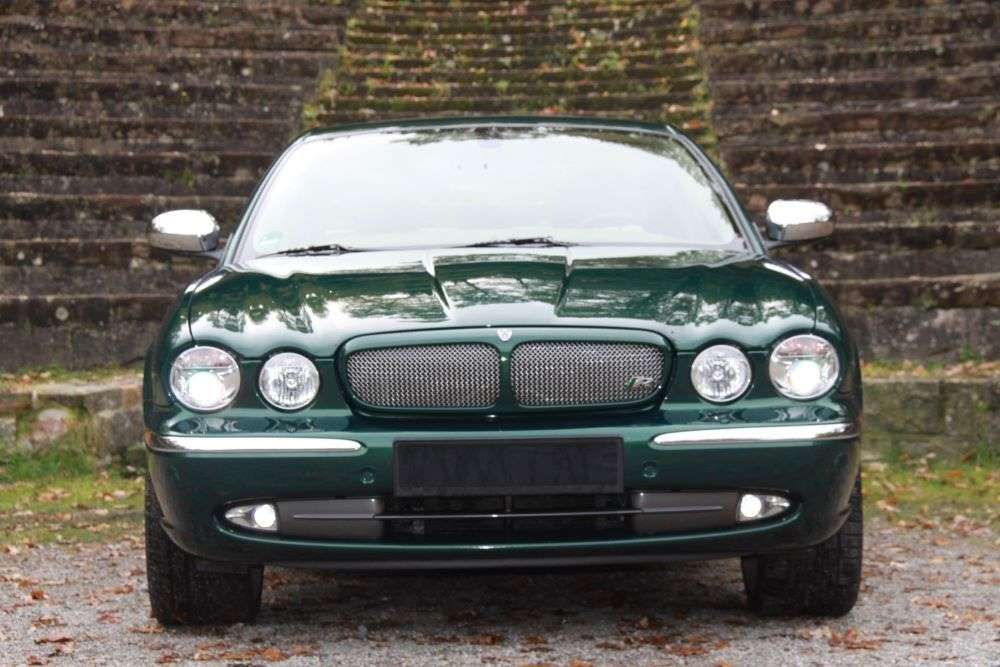 Second hand Jaguar Xjr 4.2