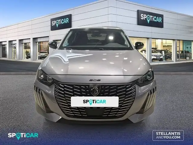 Peugeot 208 view 2