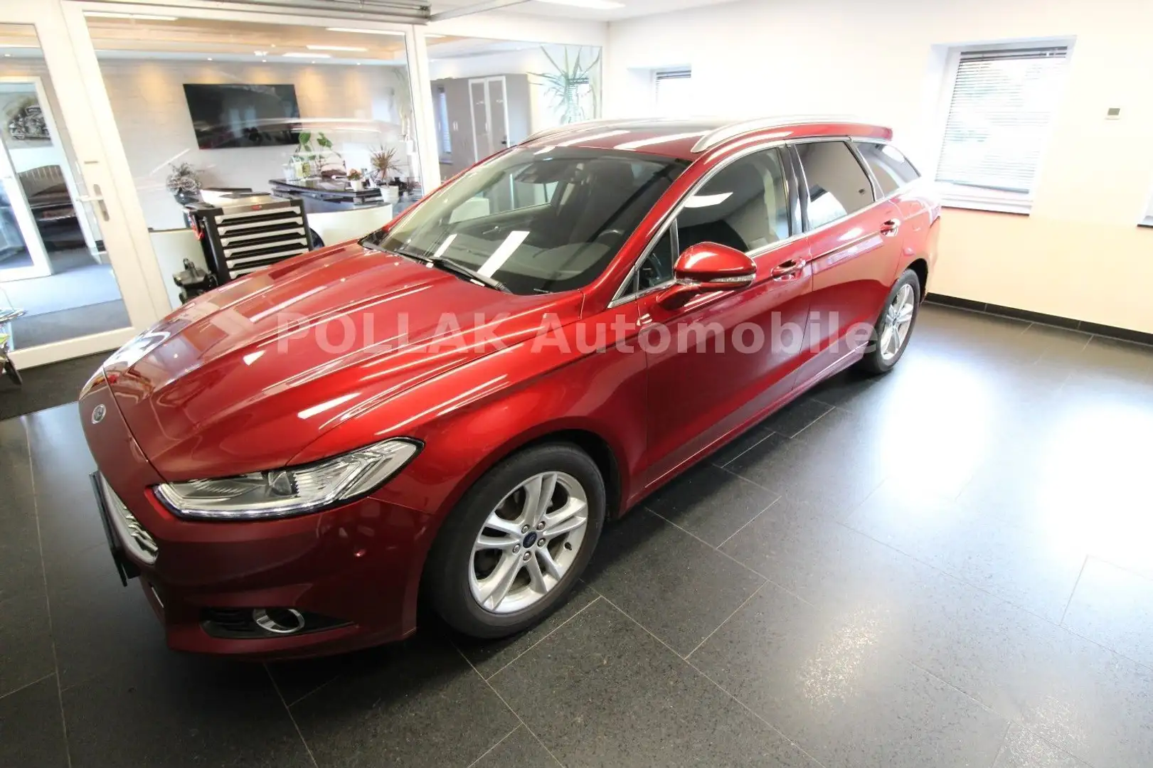 Ford Mondeo Turnier Titanium*LED*NAVI*PANO*CAM*SHZ*BC Rouge - 2