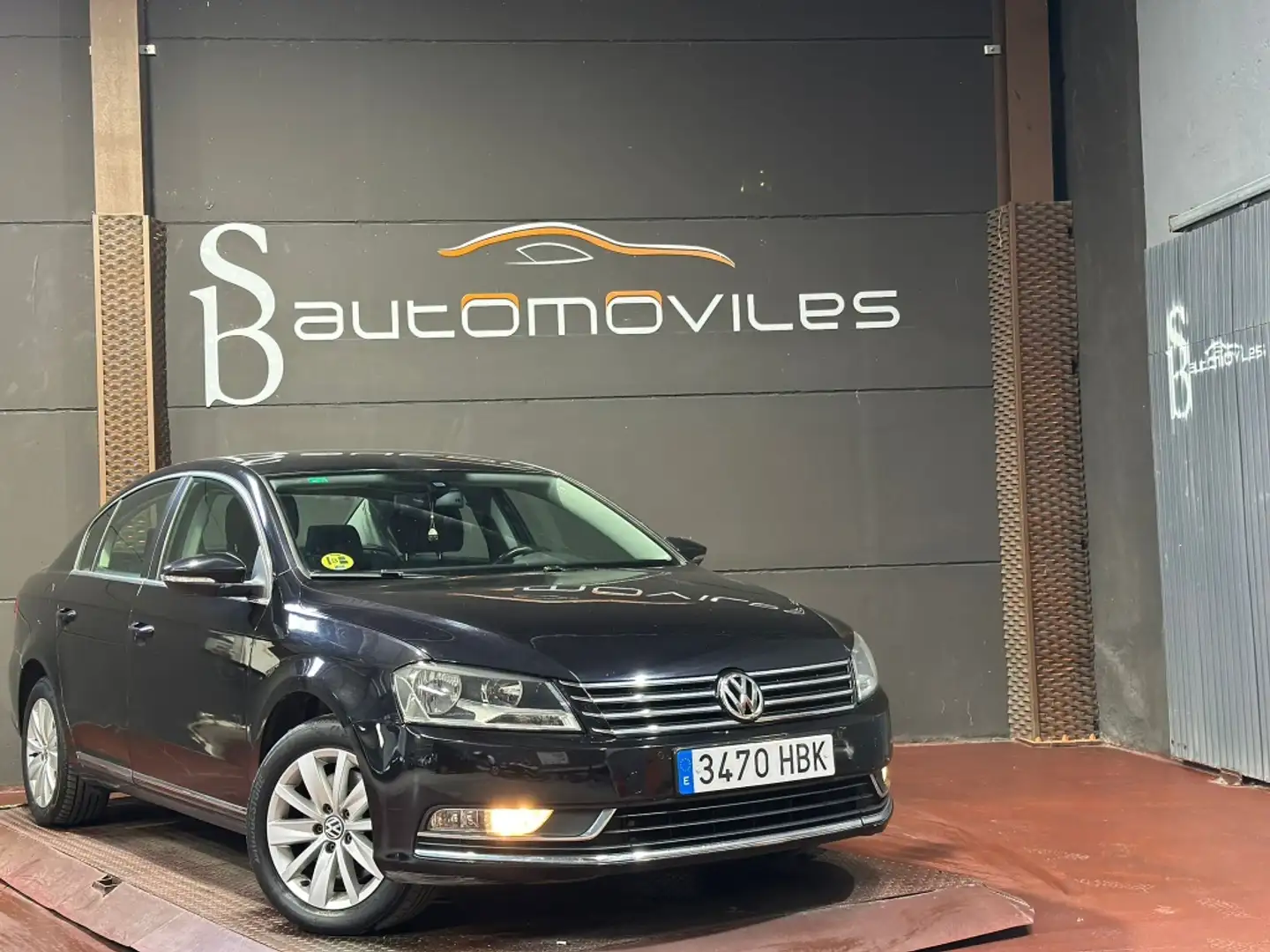 Volkswagen Passat 1.6TDI Advance BMT Negro - 2