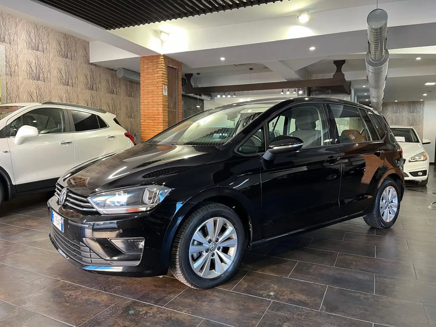 Volkswagen Golf Golf Sportsvan 1.6 tdi Comfortline 110cv Nero - 1