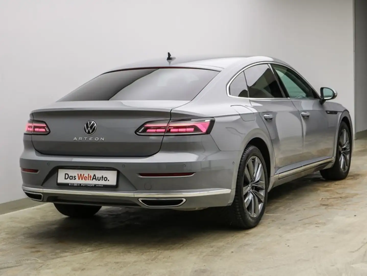 Volkswagen Arteon 2.0 TSI DSG - Elegance - Navi ACC LED TravelAssist Grau - 2