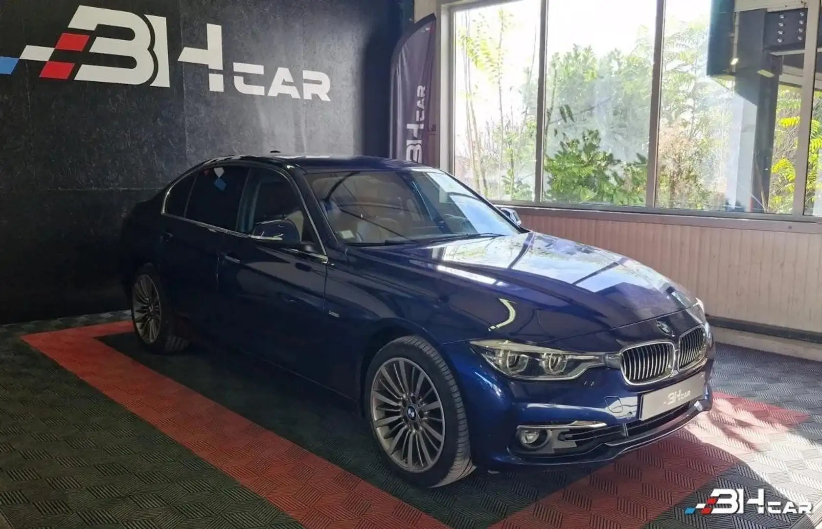 BMW 330 330i XDRIVE 252 LUXURY BVA8 Blau - 1