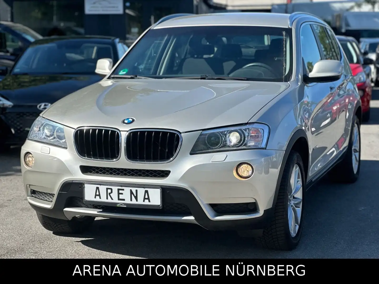 BMW X3 20i Xdrive*X-Line*Bi-Xenon*Navi*Ahk*Pdc*Klima Argent - 1