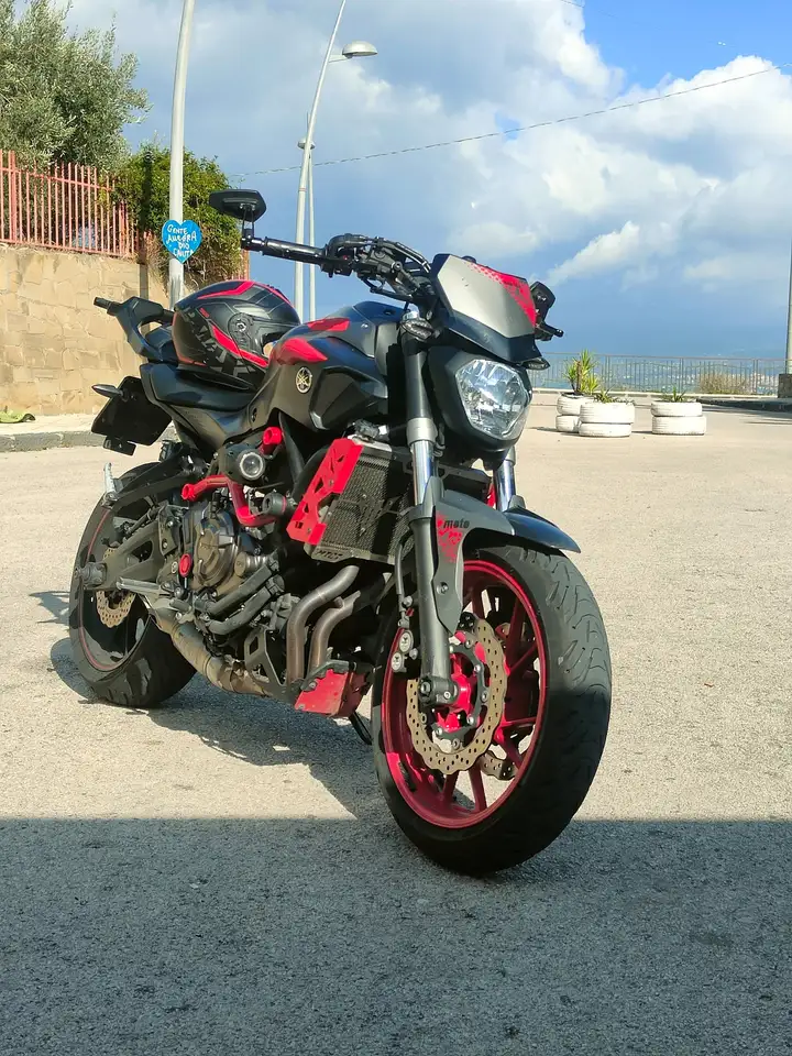 Yamaha MT-07