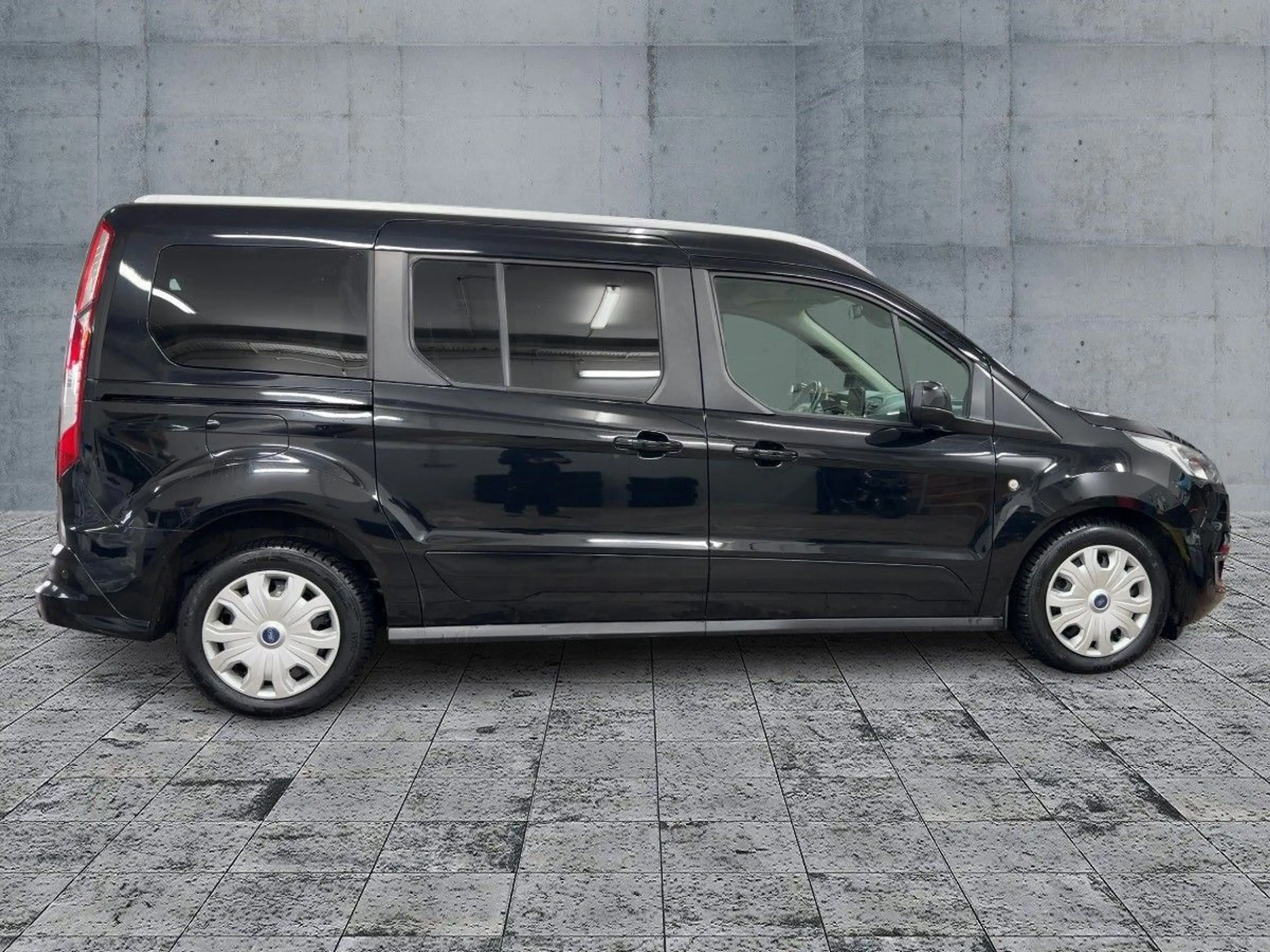 Ford Grand Tourneo Connect 1.5TDCi TITANIUM SITZE 7 — photo 7