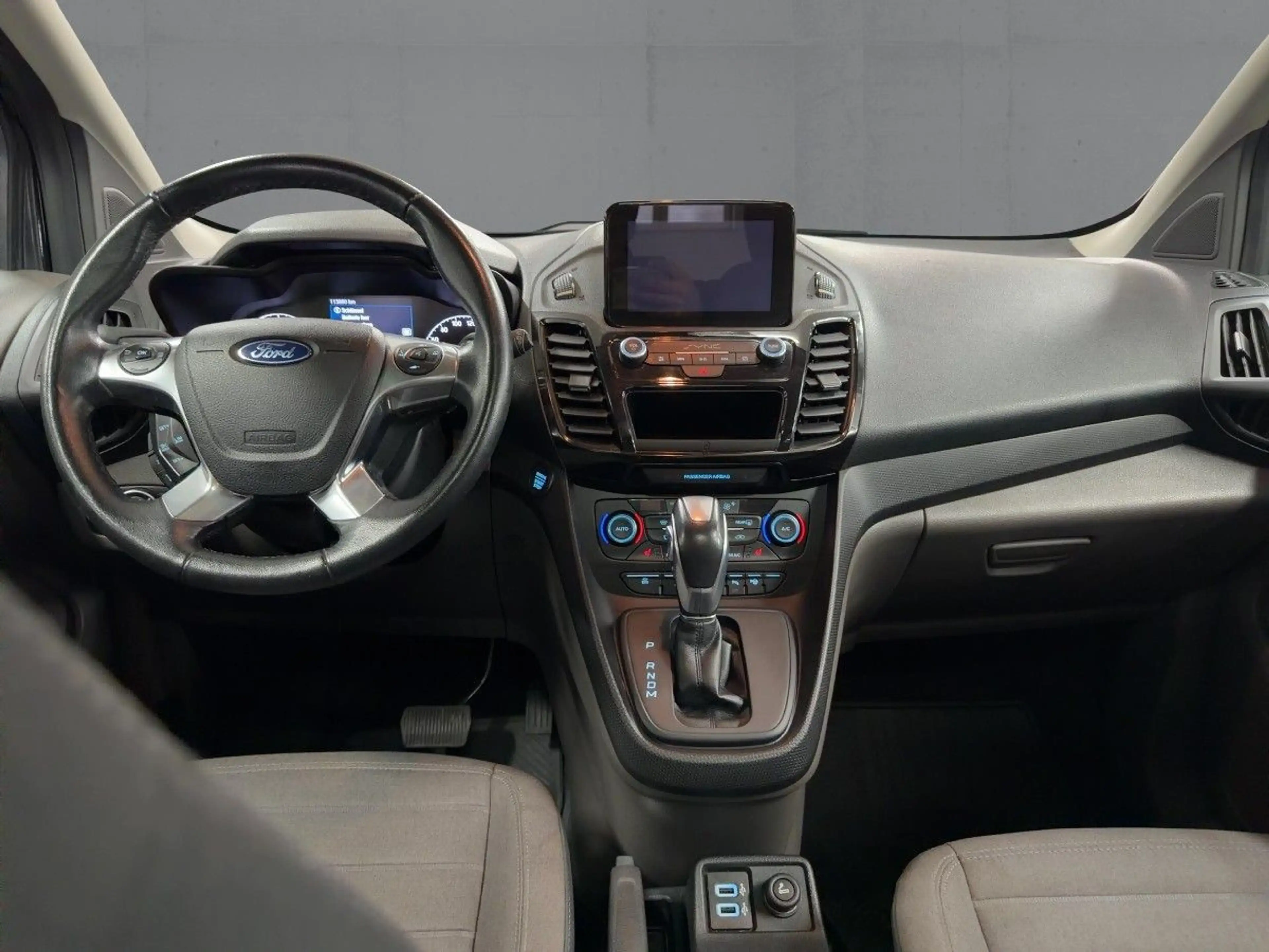 Ford Grand Tourneo Connect 1.5TDCi TITANIUM SITZE 7 — photo 9