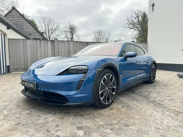 Porsche Taycan 4 Cross Turismo - 93.4 kWh - NO VAT - 05/2022