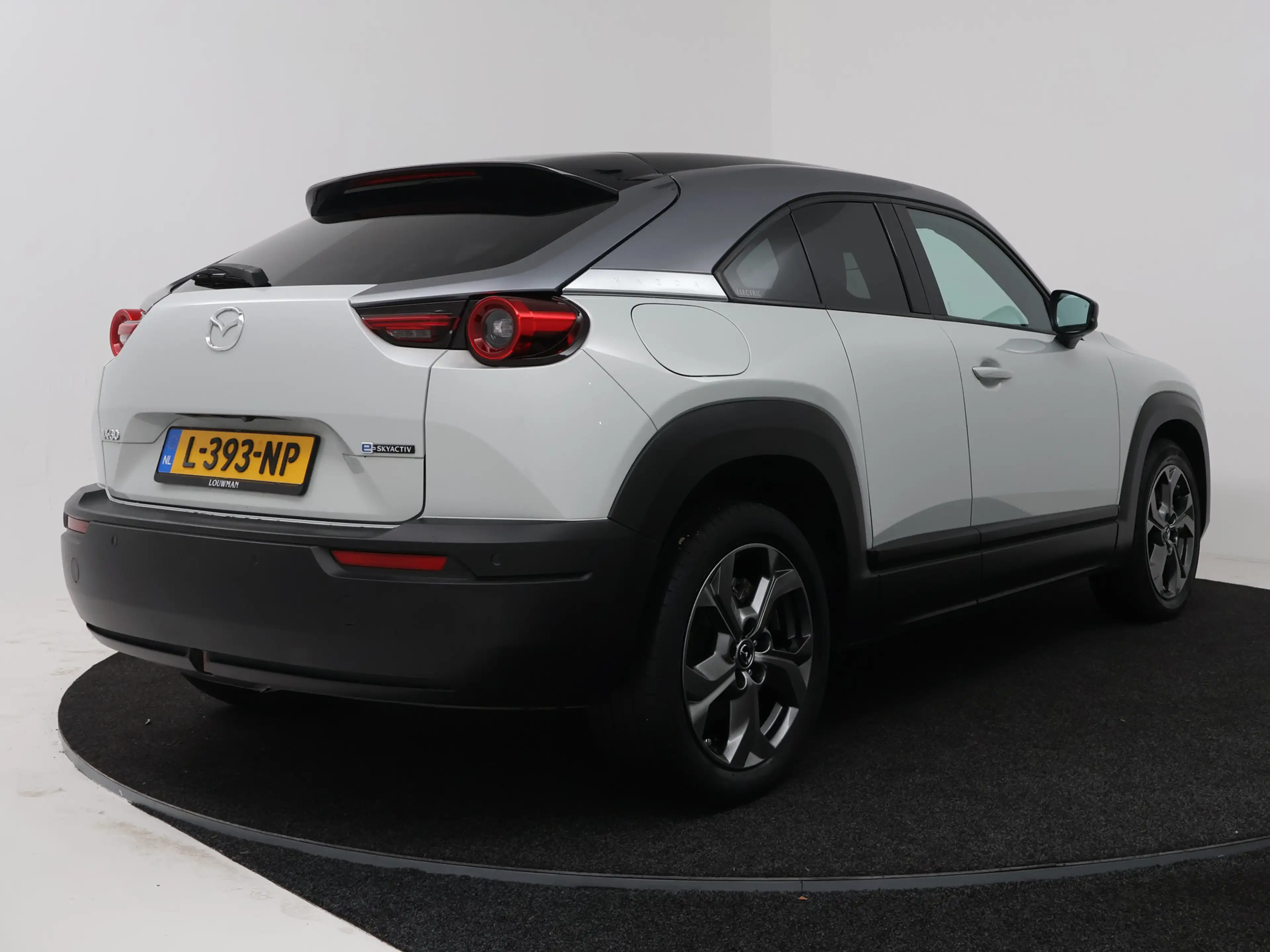Mazda MX-30 e-SkyActiv 145 Comfort 36 kWh Onderweg-naar-dealer — photo 2