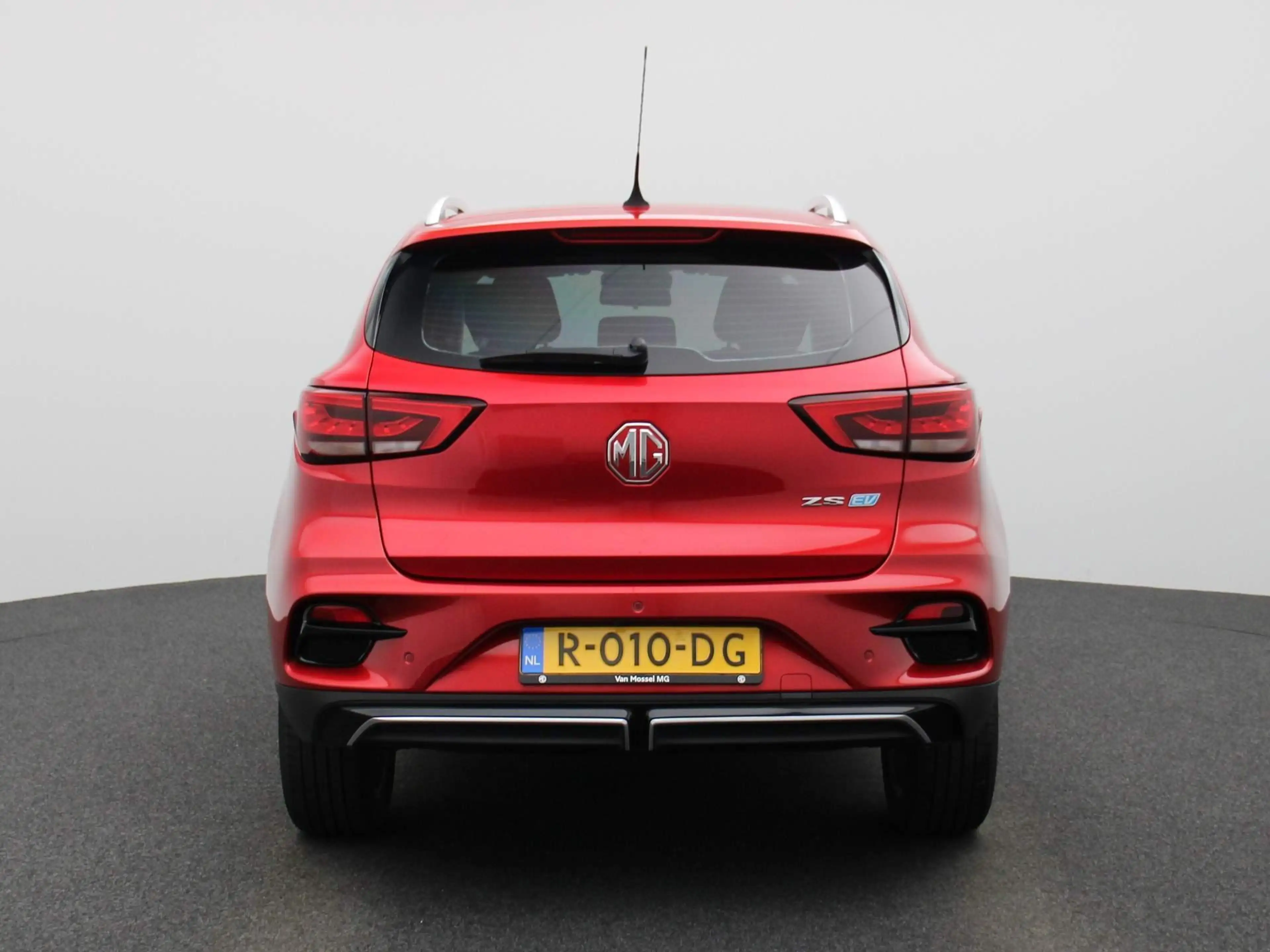 MG ZS EV Standard Range Comfort 50 kWh | Navi | Camera | — photo 5