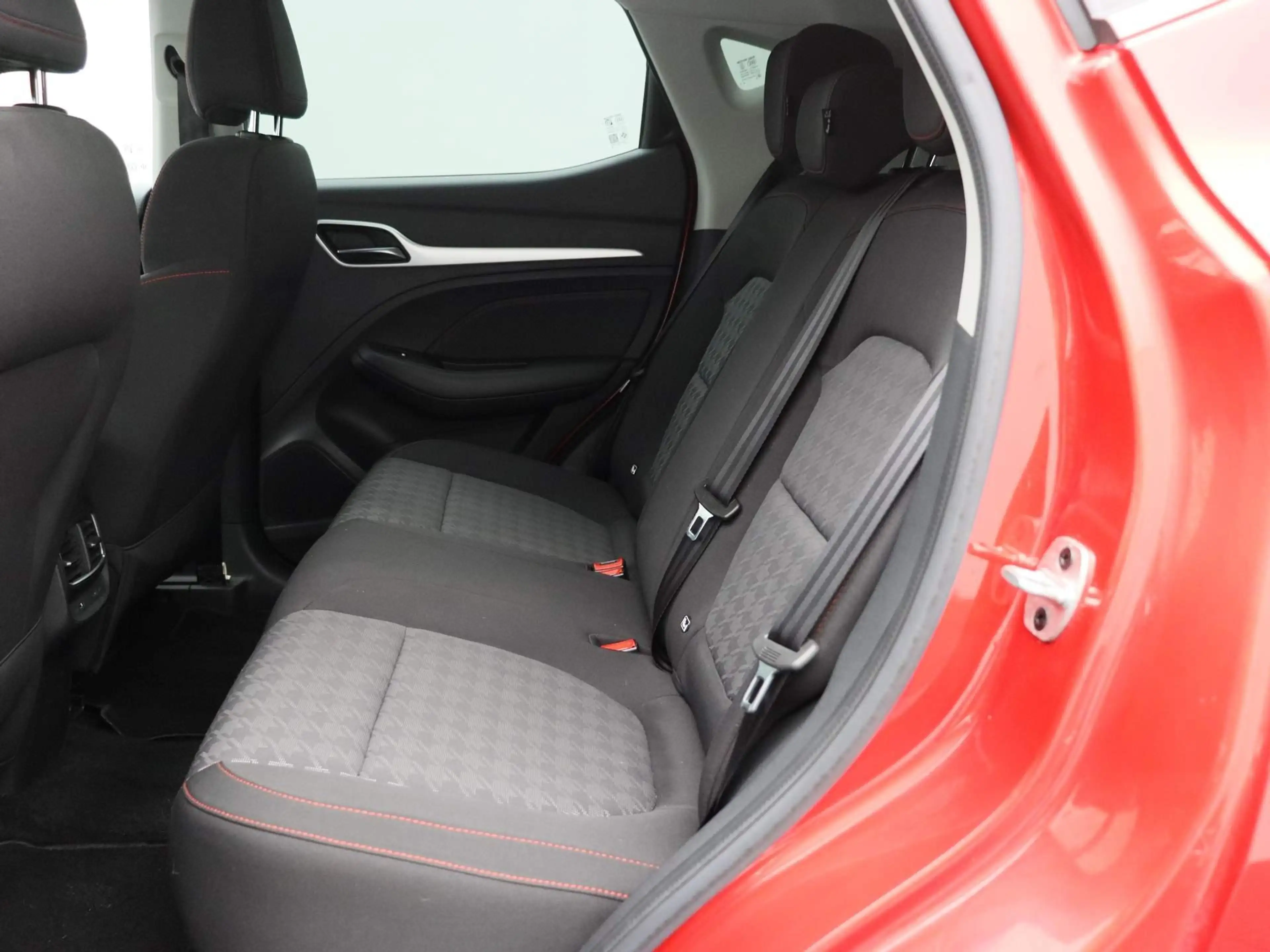 MG ZS EV Standard Range Comfort 50 kWh | Navi | Camera | — photo 12