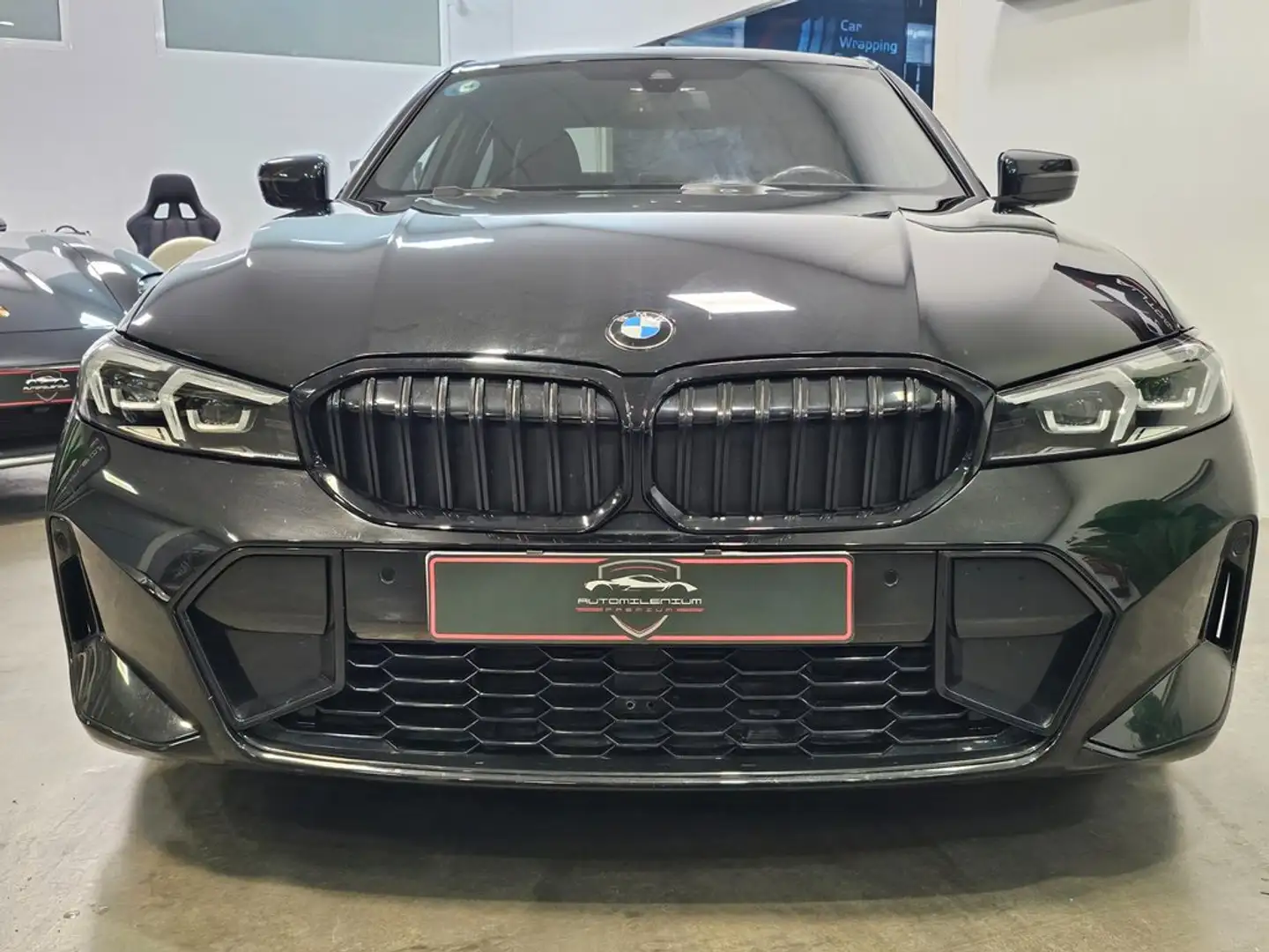 BMW 320 320d Auto. Negro - 2