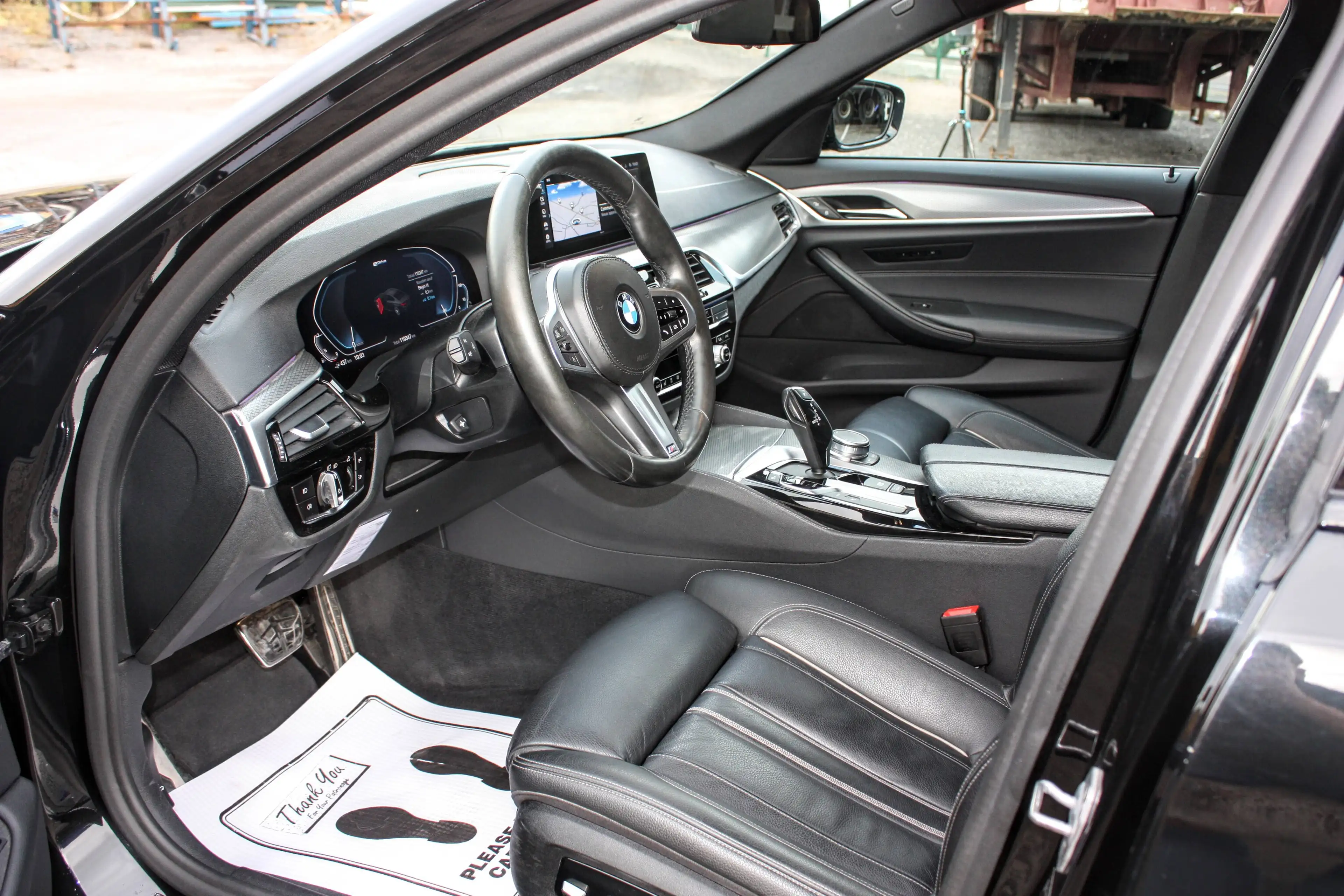 BMW 530 530e/ iPermormance M Sport/ Shadow Line/ Adatpive LED/ Navi Pro — photo 10
