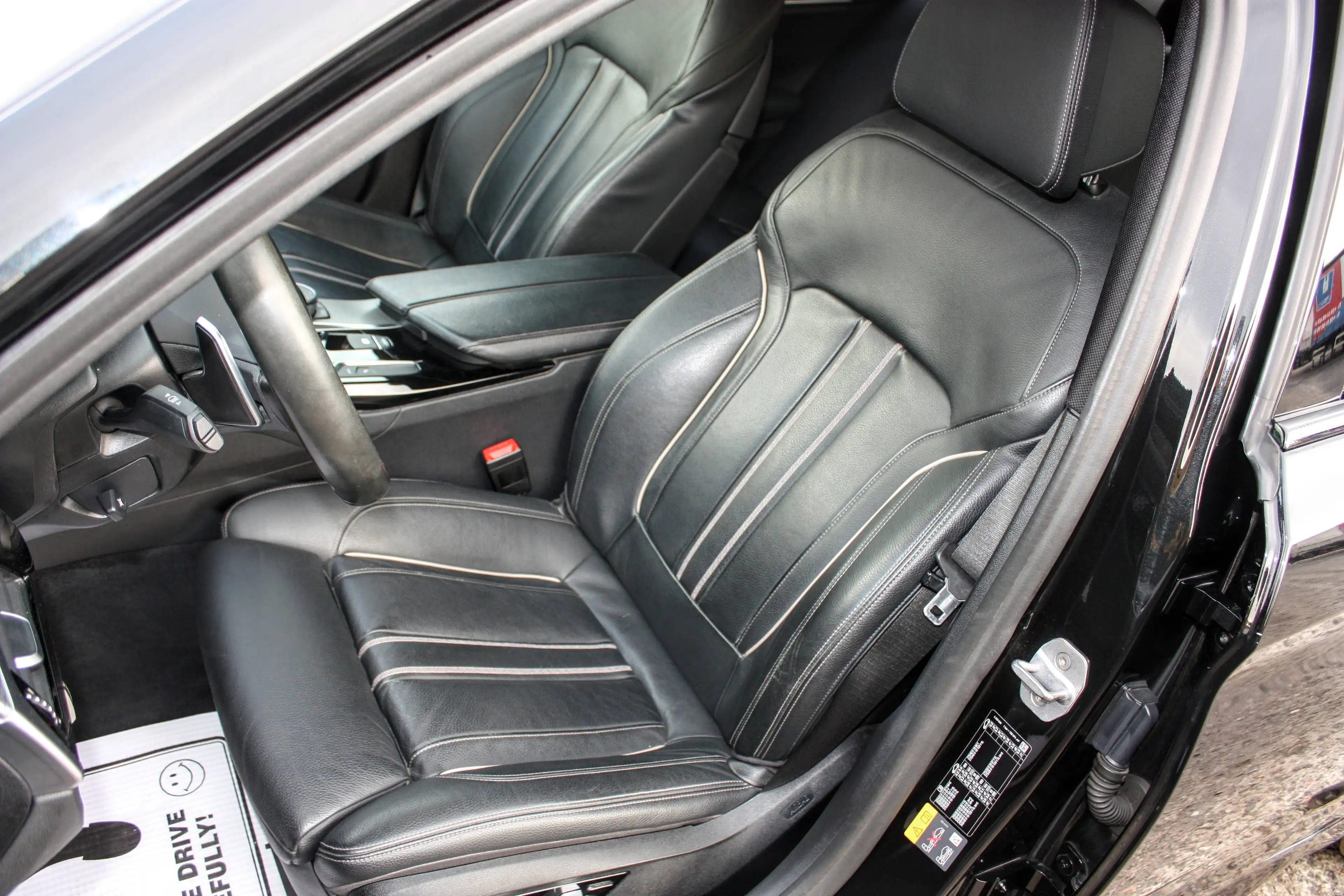 BMW 530 530e/ iPermormance M Sport/ Shadow Line/ Adatpive LED/ Navi Pro — photo 11