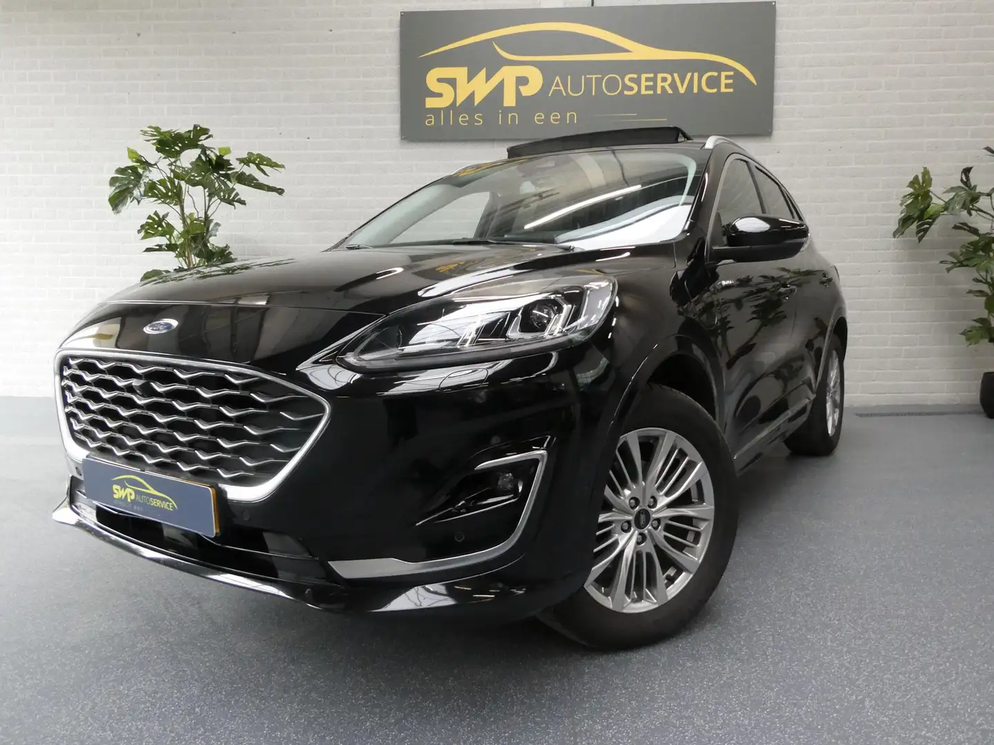 Ford Kuga 2.5 PHEV Vignale | Pano | Navi | Cam | Memory Zwart - 1