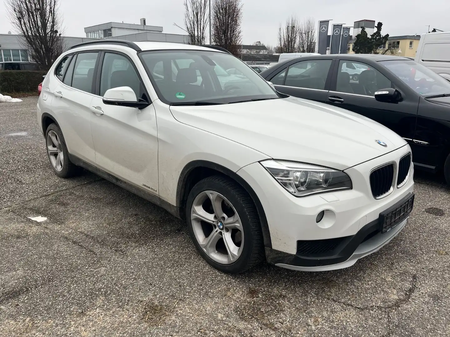 BMW X1 20 d xDrive ADVANTAGE Navi/Autom./Tempo/Xenon Blanc - 1
