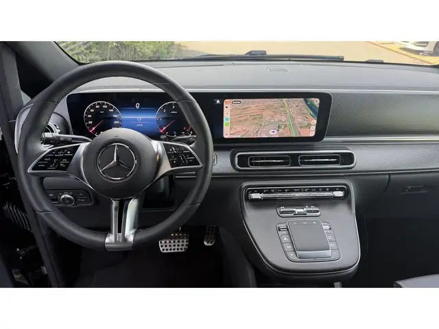 Mercedes-Benz V-Class view 11
